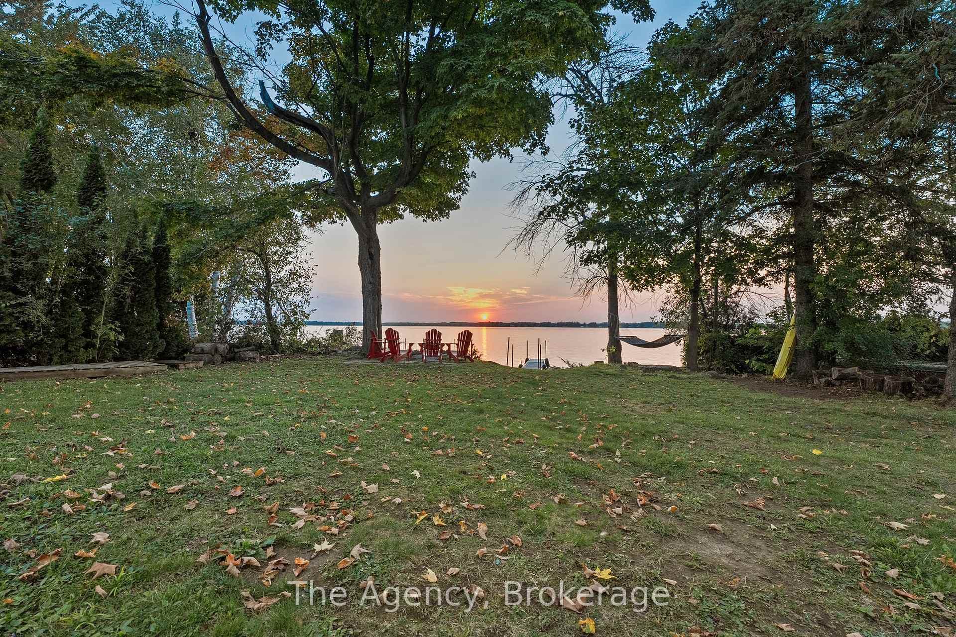 119 Campbell Beach Road photo 42