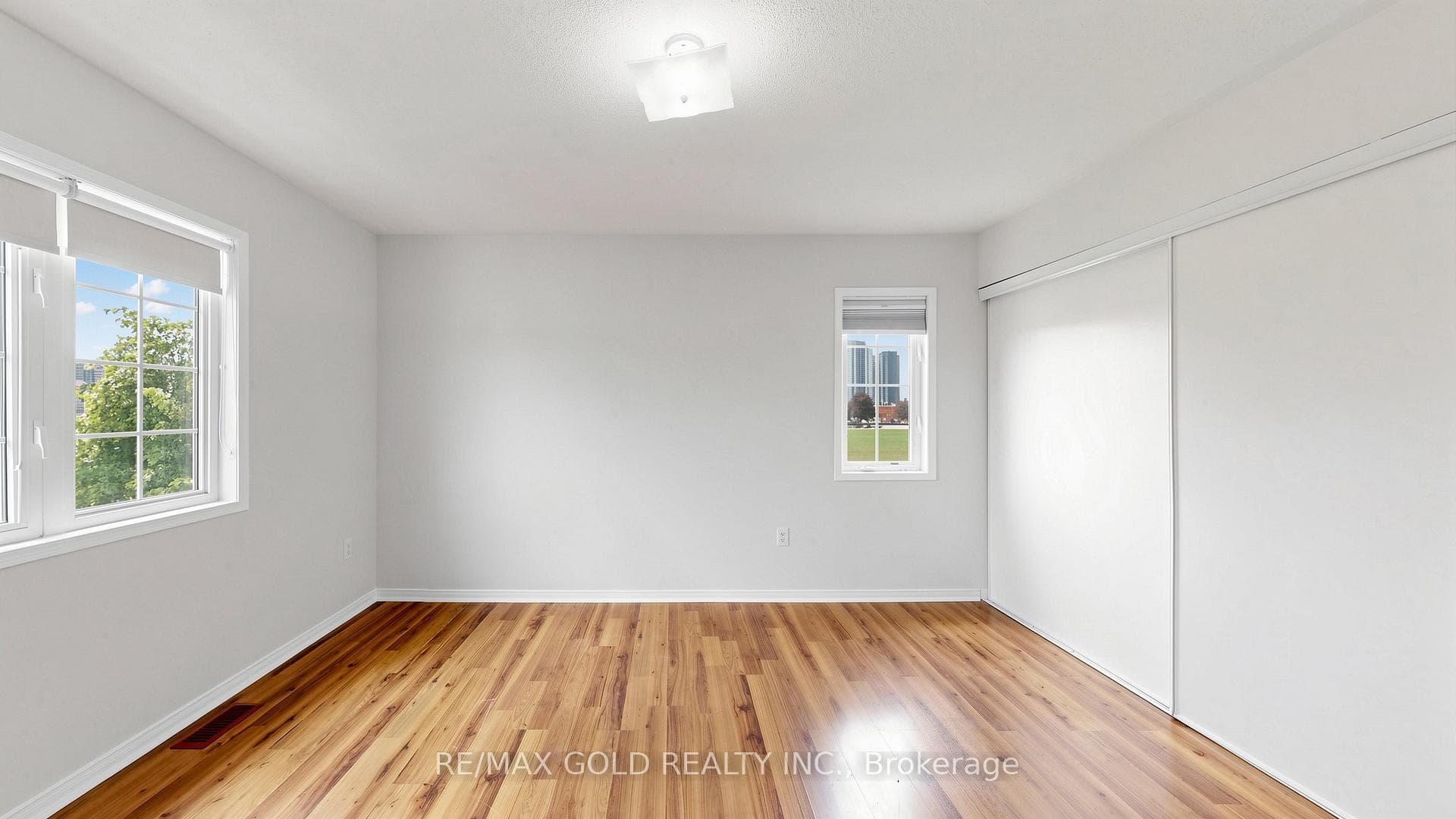 4950 Albina Way Unit 182 photo 32