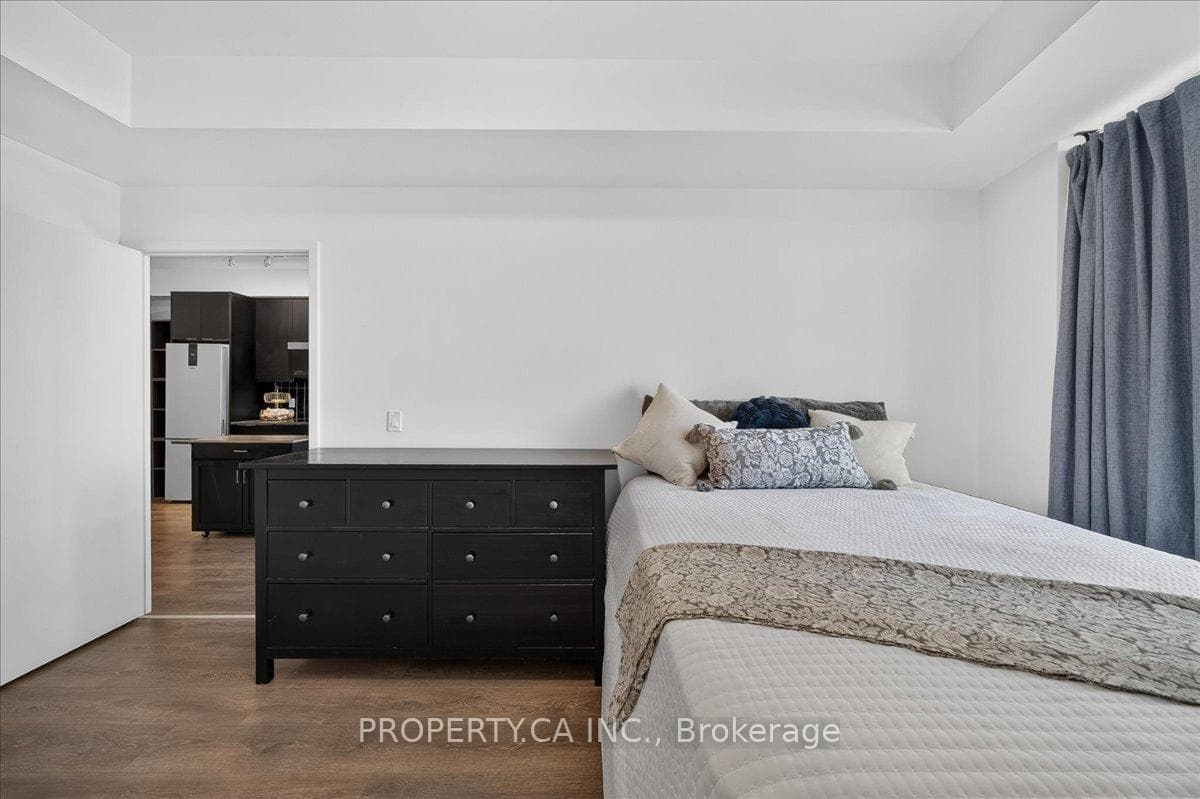 474 Caldari Road Unit 1902 photo 8