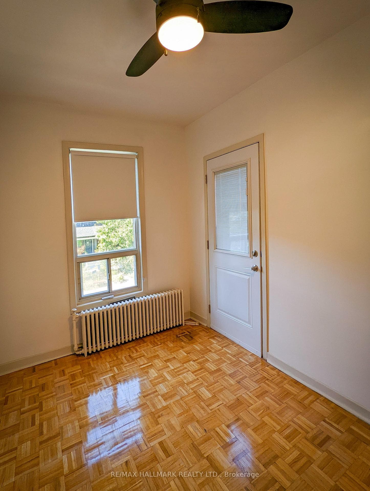 371 St Clarens Avenue Unit 2nd Floor photo 7