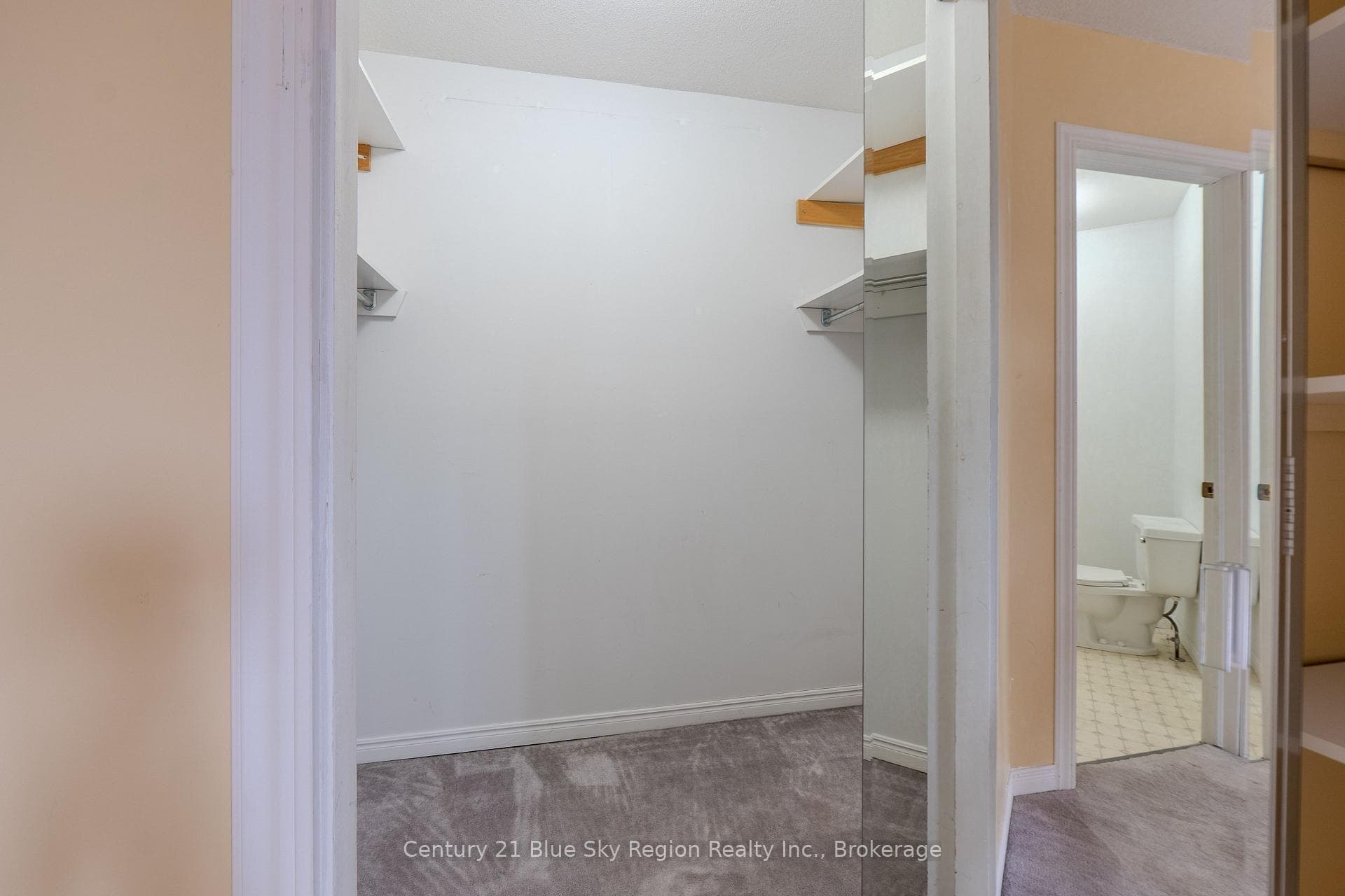663 Tackaberry Drive photo 31