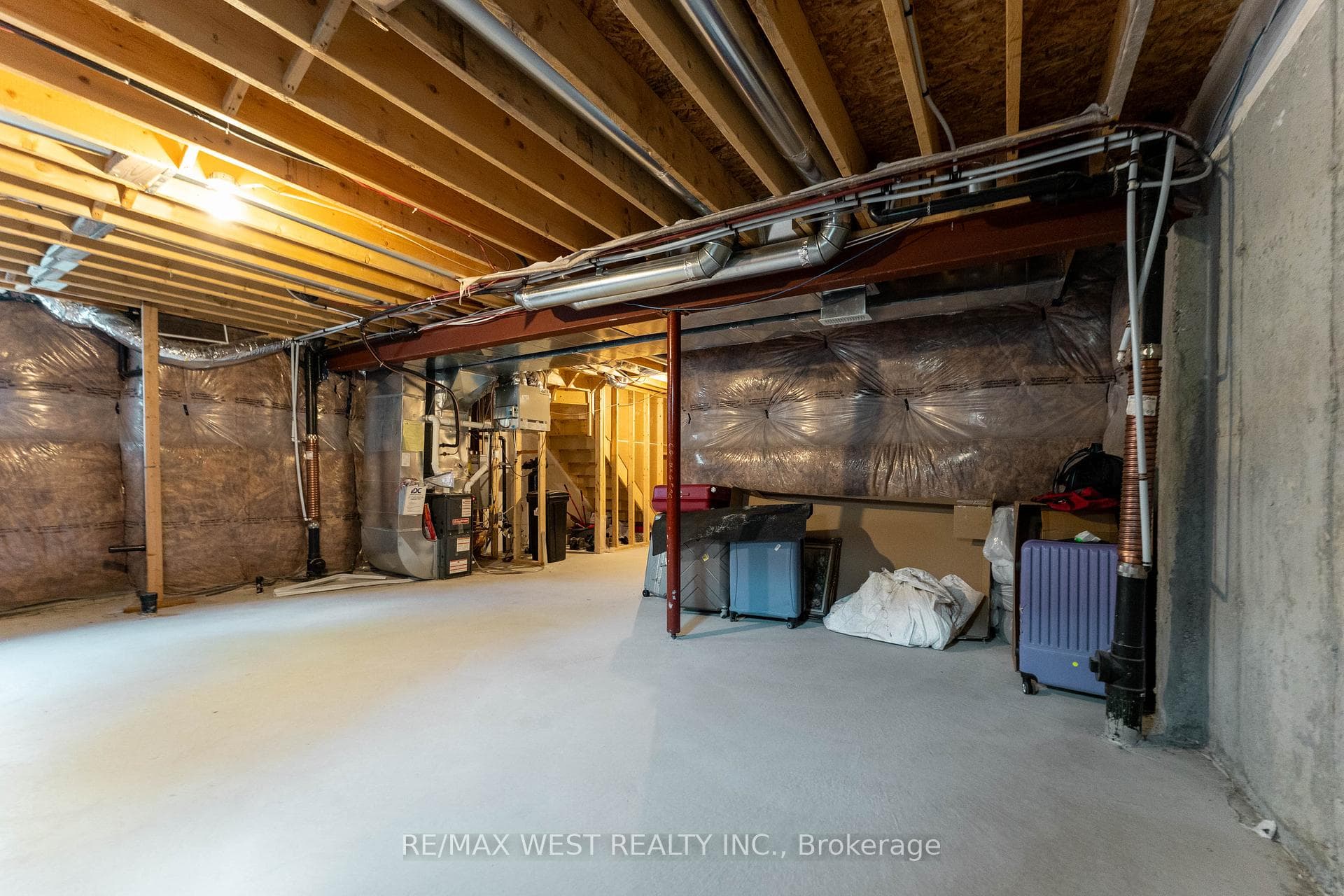 24 Dewberry Drive photo 33