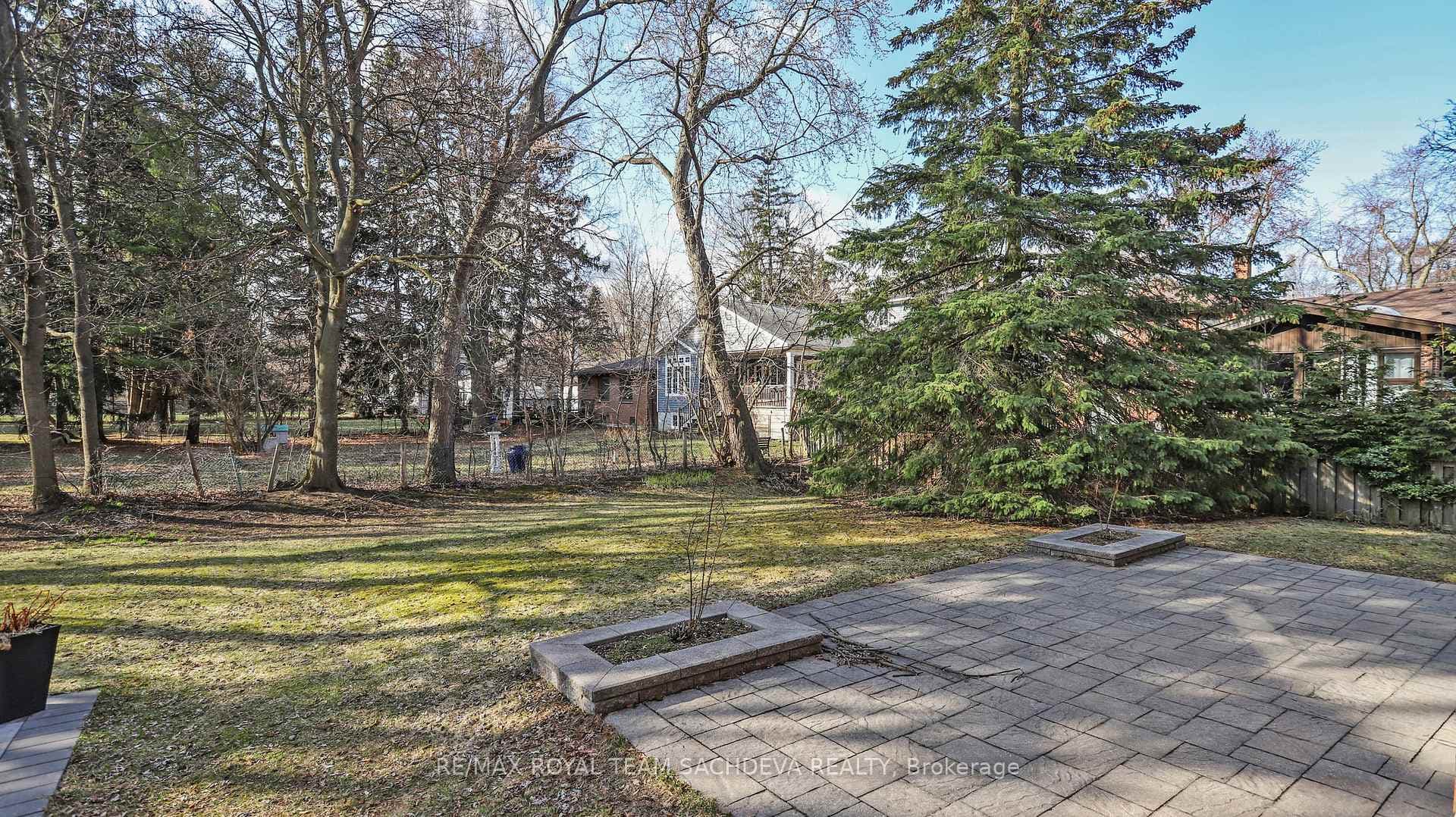 4611 Kingston Road photo 42
