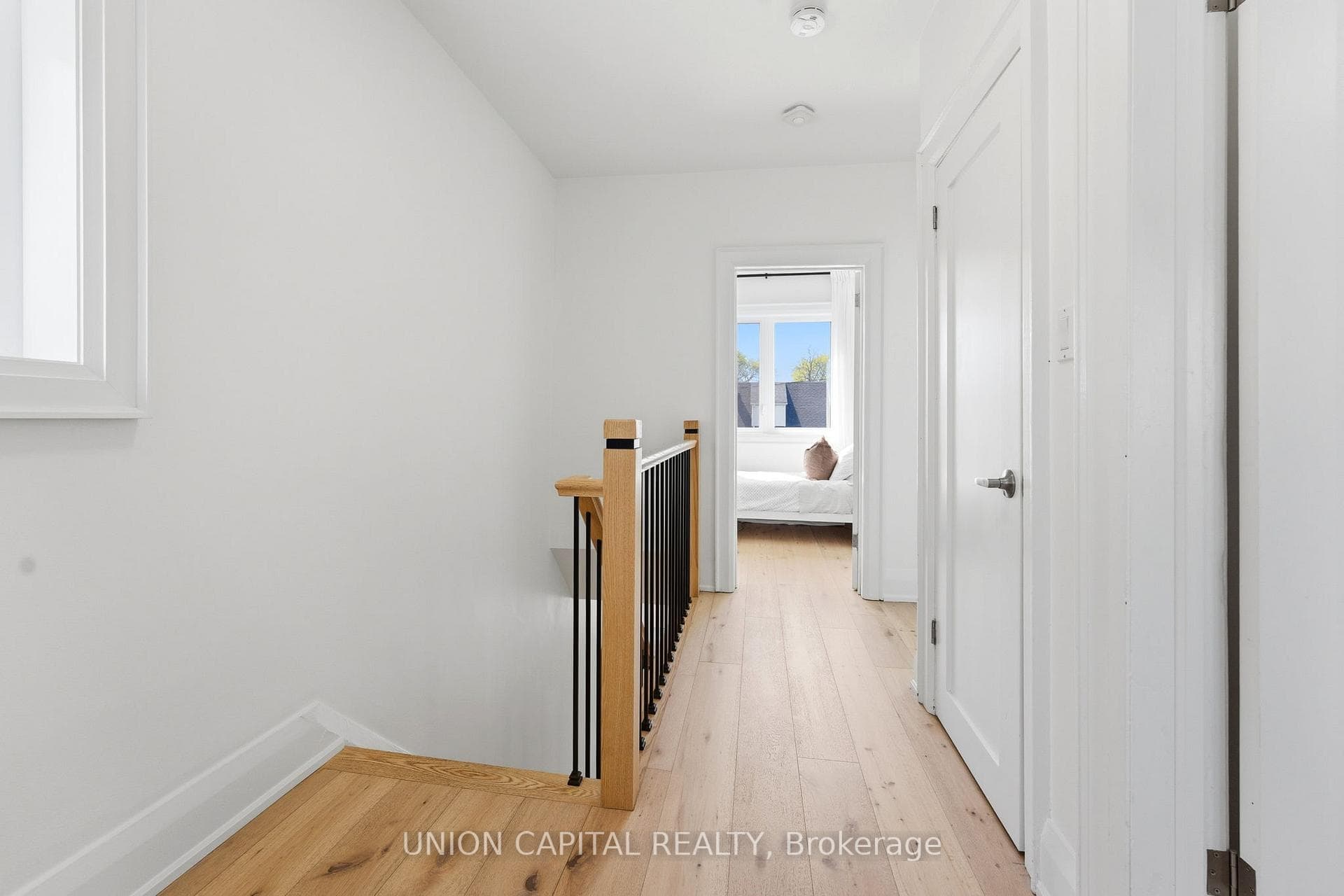 72 Robert Street photo 26