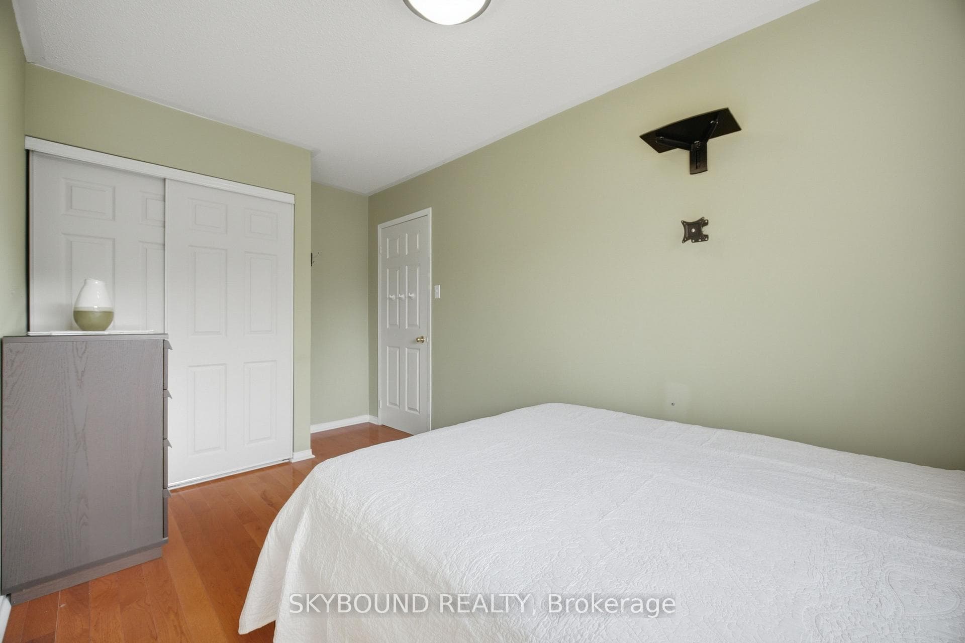 3906 Zenith Court photo 24