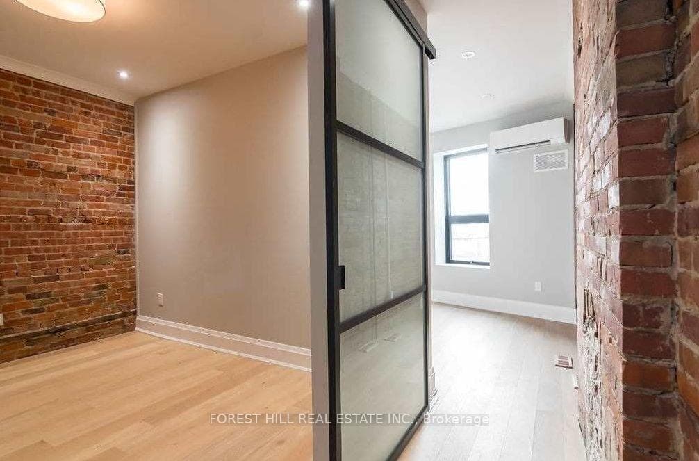 1216 Dundas Street Unit 2nd Flr photo 18
