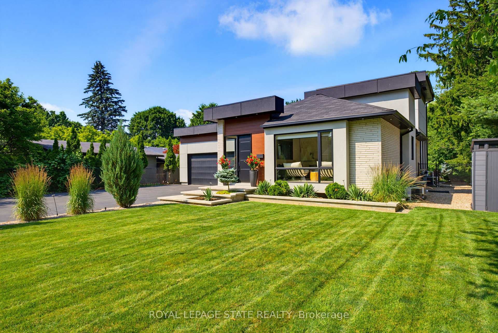 282 Robina Road photo 2