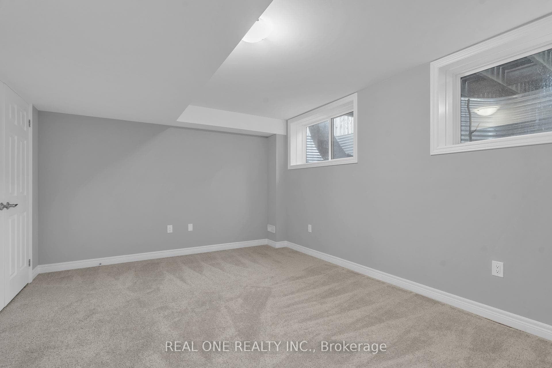 85 Mullin Drive Unit 31B photo 19