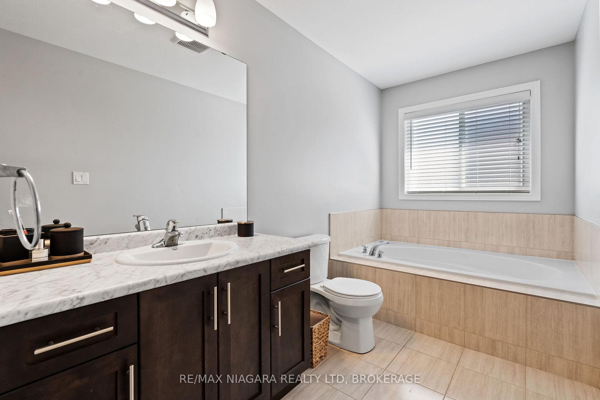 7 Riley Avenue photo 21