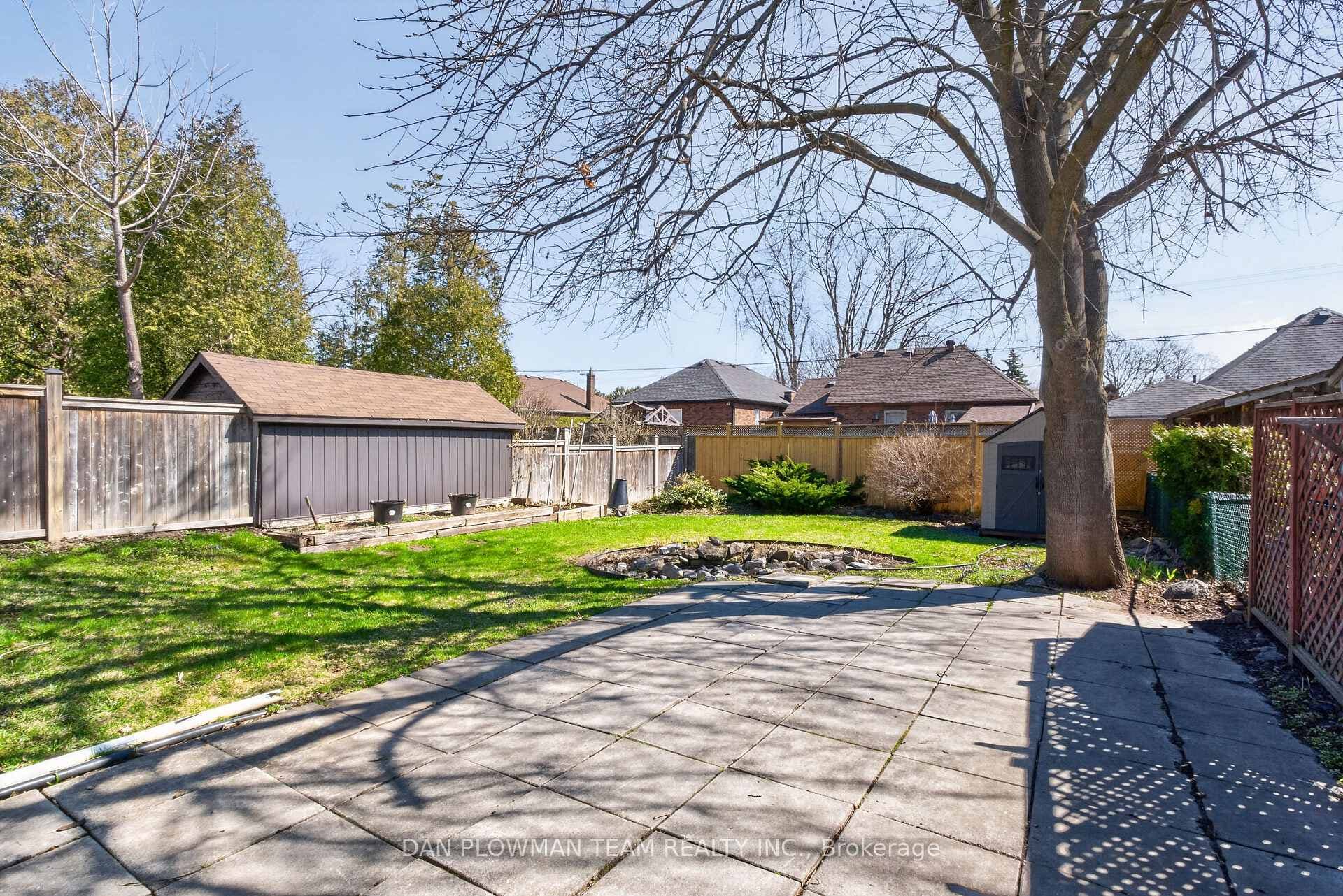 23 Patricia Avenue photo 21