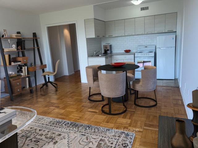 40 Park Road Unit 403 photo 5