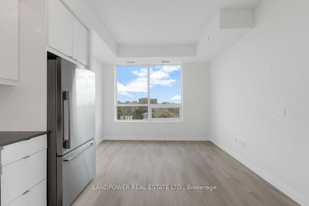 3270 Sheppard Avenue Unit 1130 photo 8