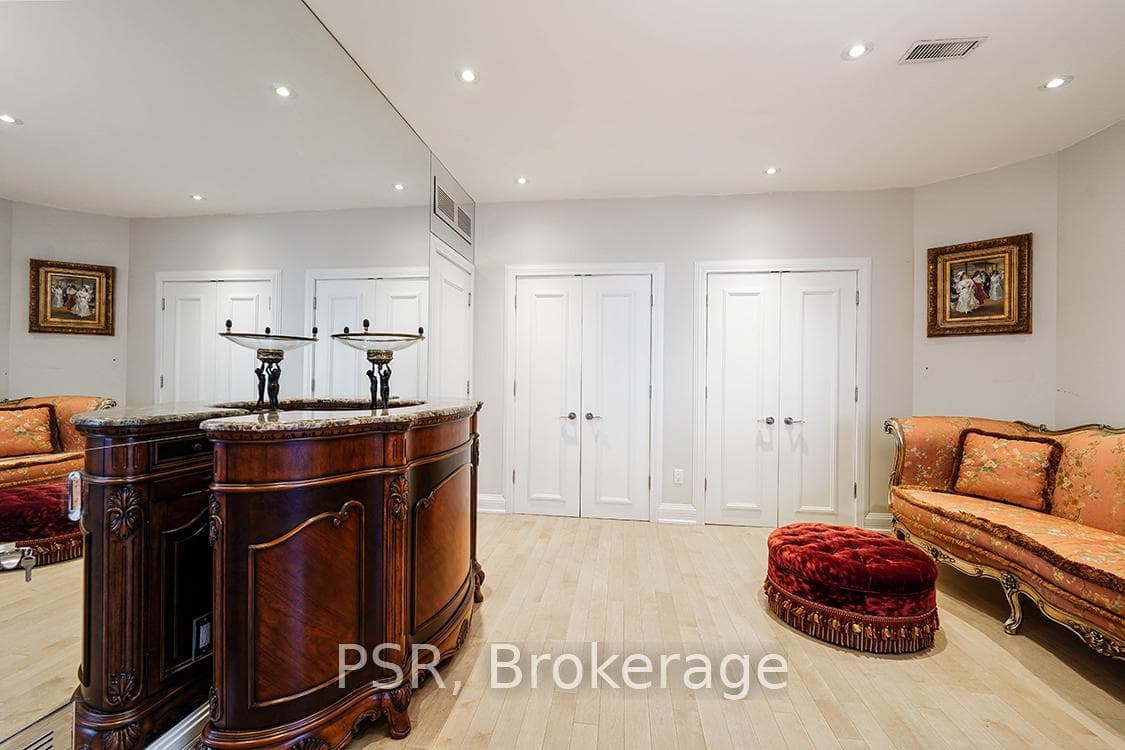 149 Dunvegan Road photo 36