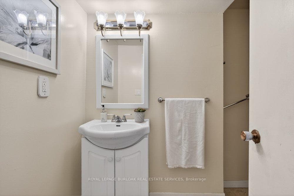 1502 Barker Avenue photo 35