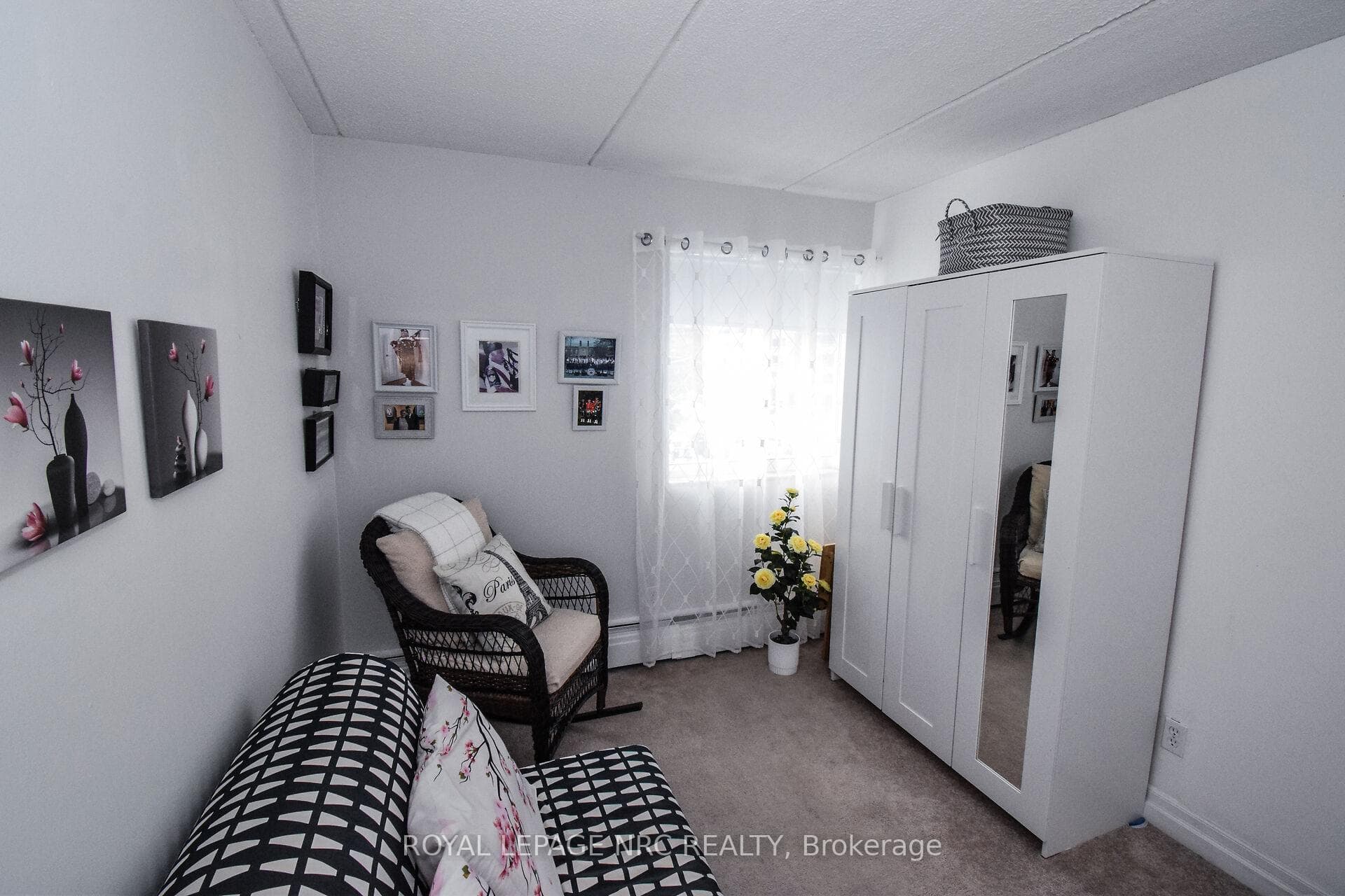 Fixed wardrobe closet in spare room