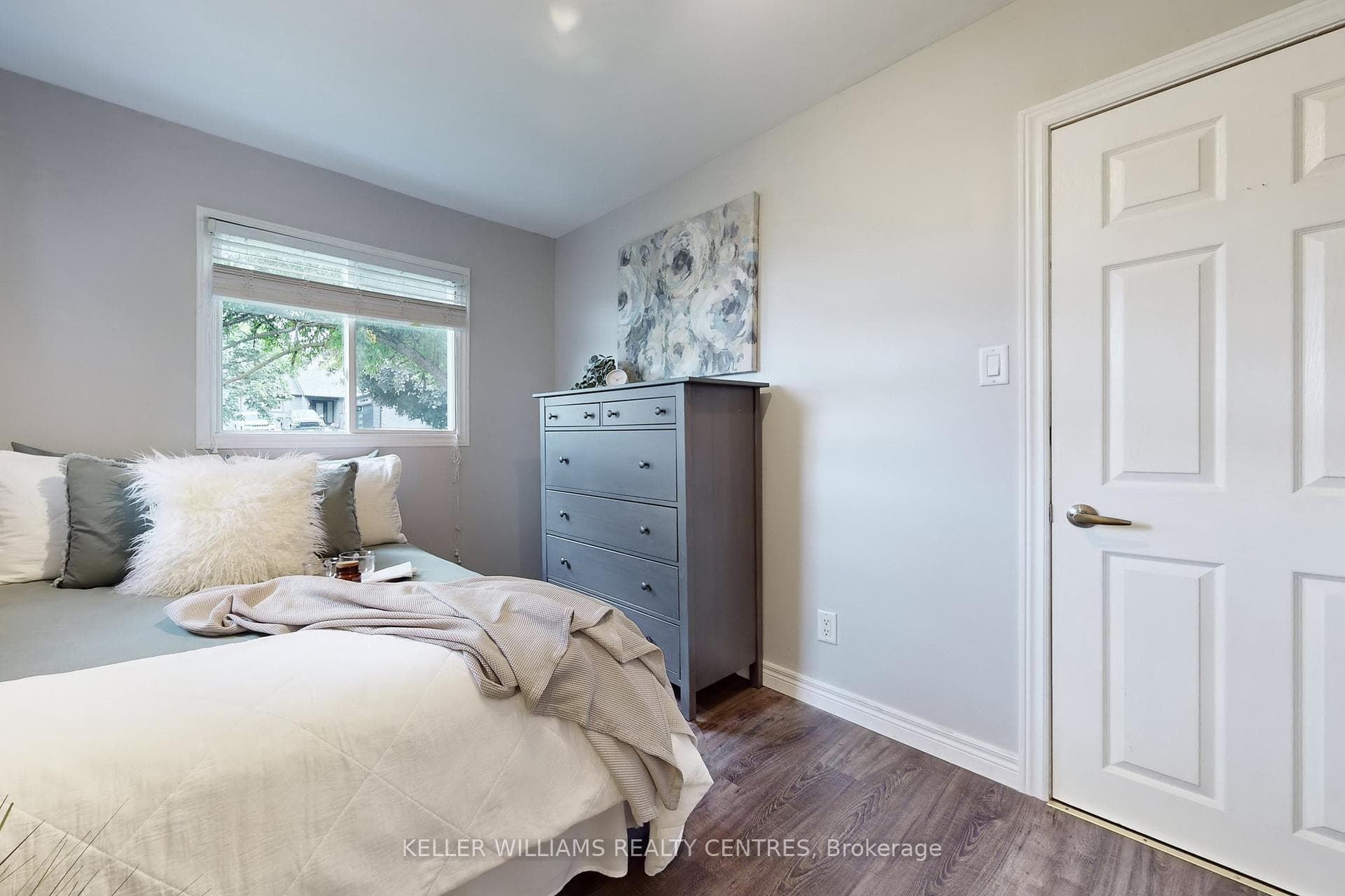 276 McMillan Drive photo 19