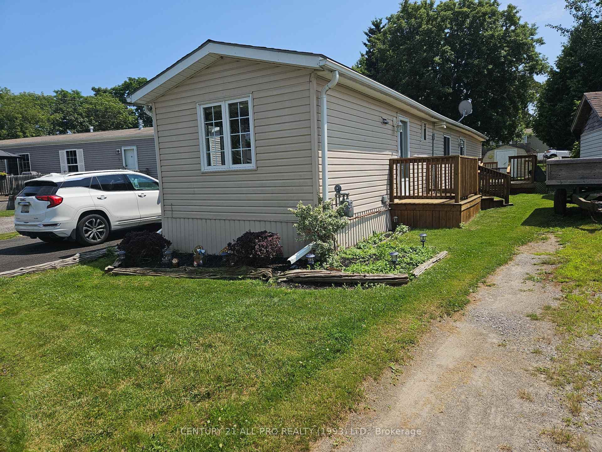 10 BASHER Drive photo 2