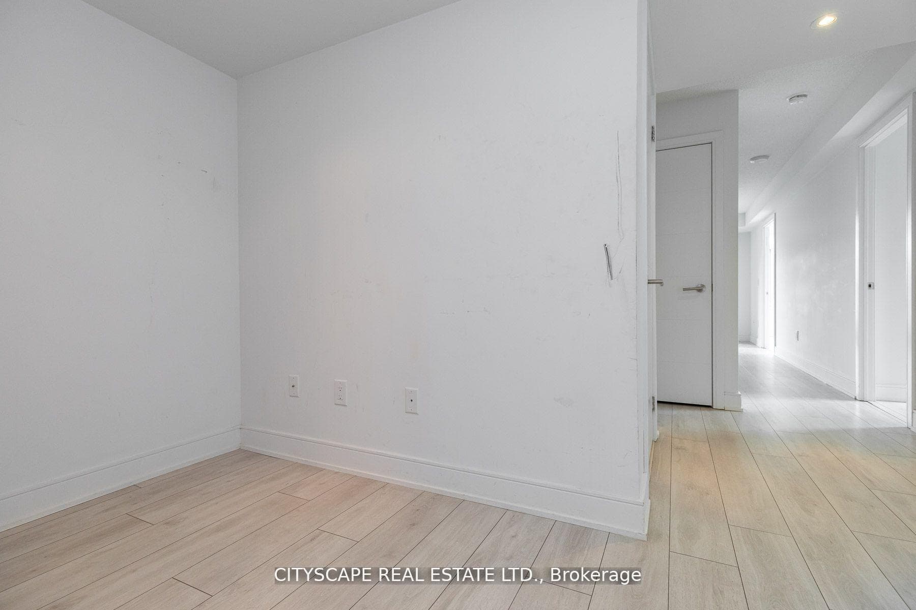 525 Adelaide Street Unit 315 photo 17