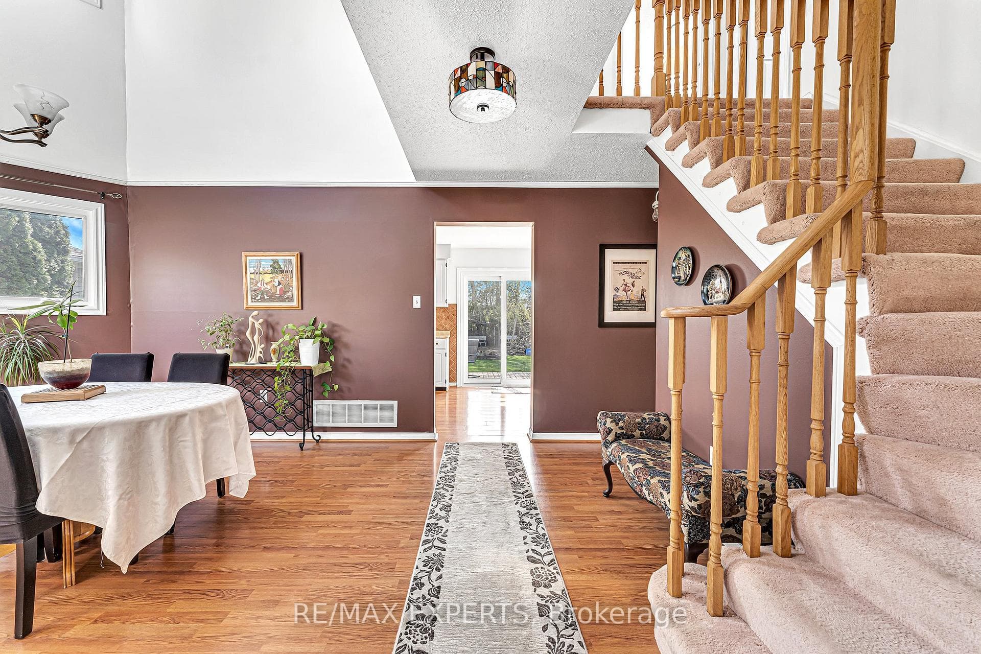 1894 Applewood Avenue photo 11
