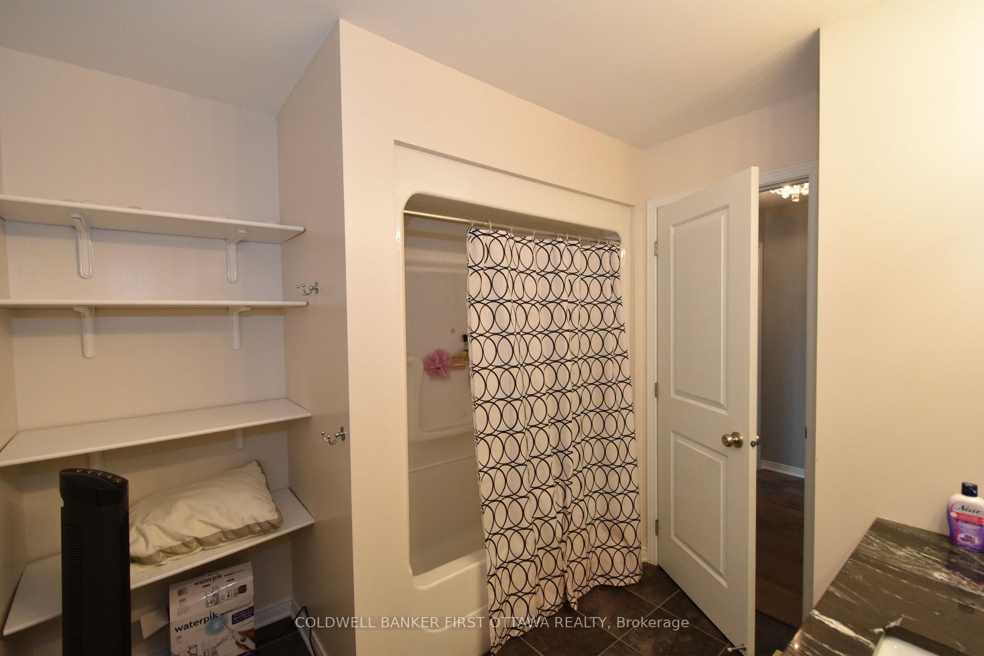 413 Blackleaf Drive photo 22