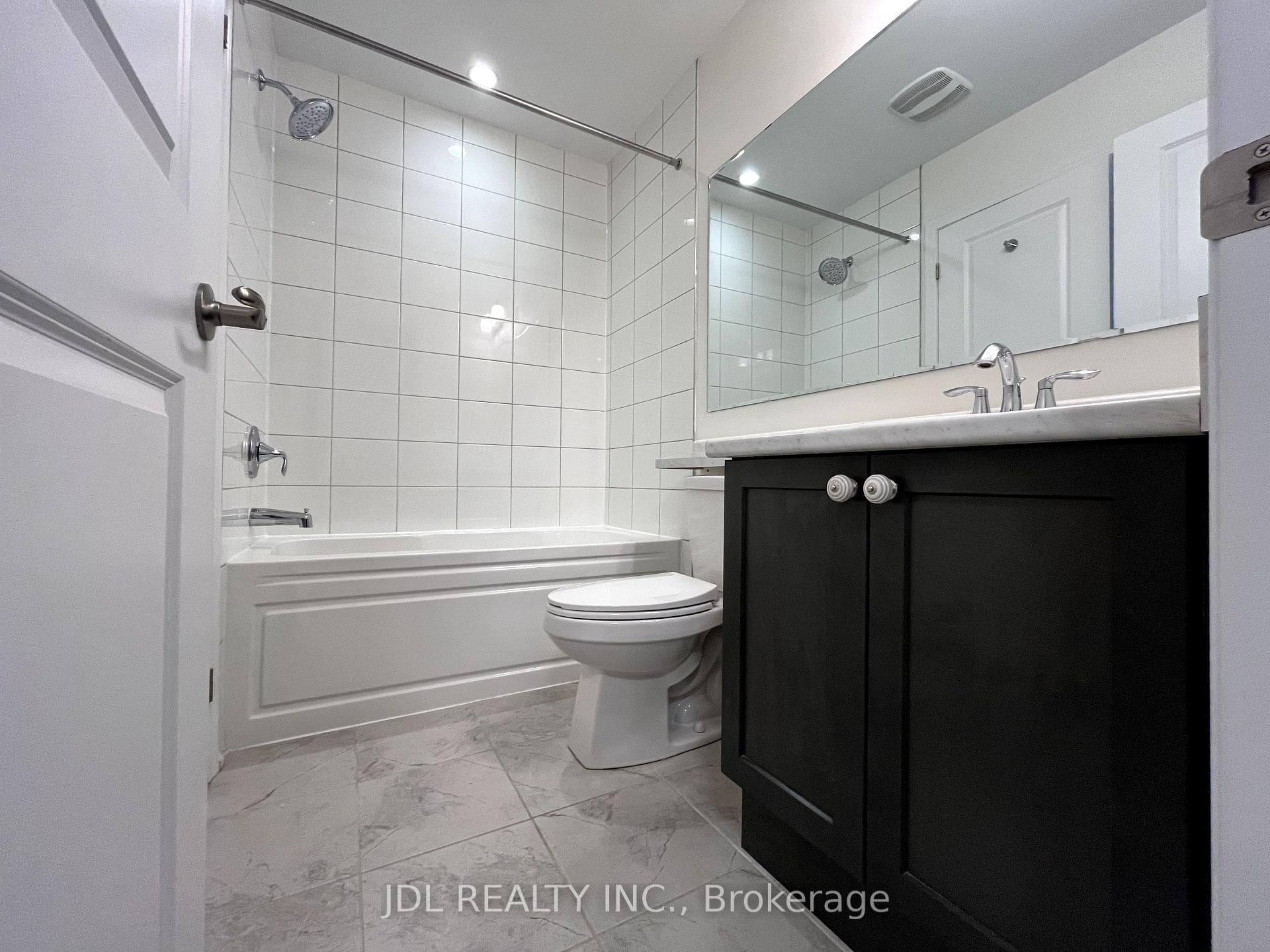 118 Christopher Road photo 20