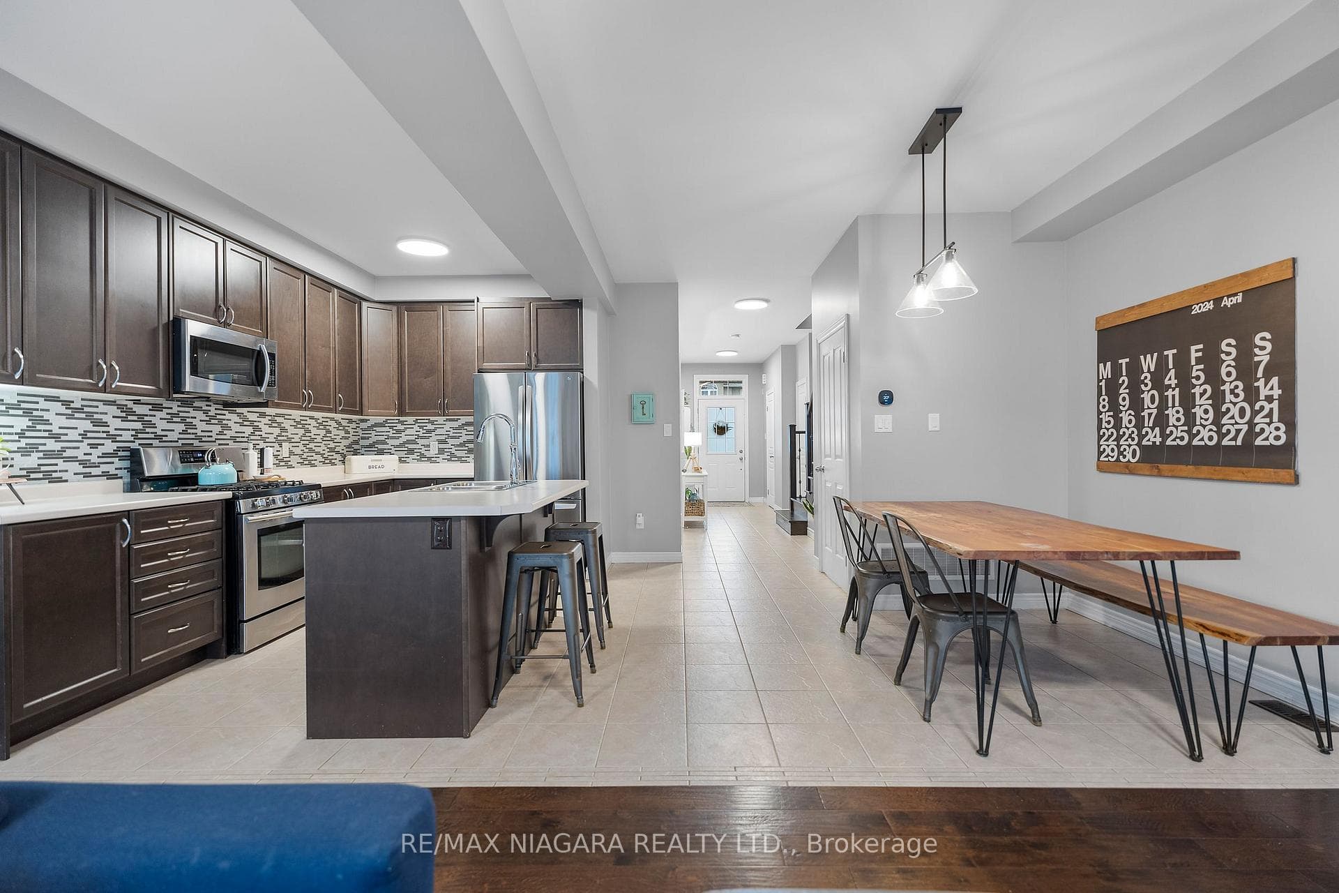 19 Springview Drive photo 12