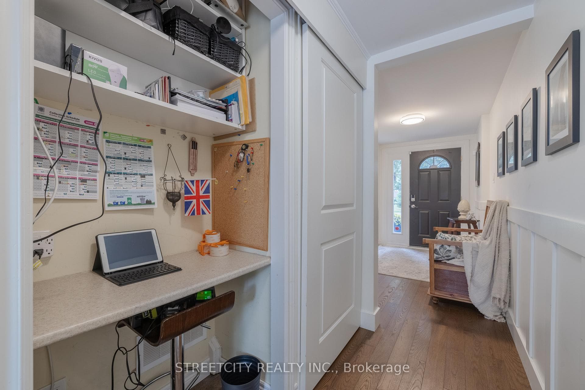 759 Grenfell Drive photo 7