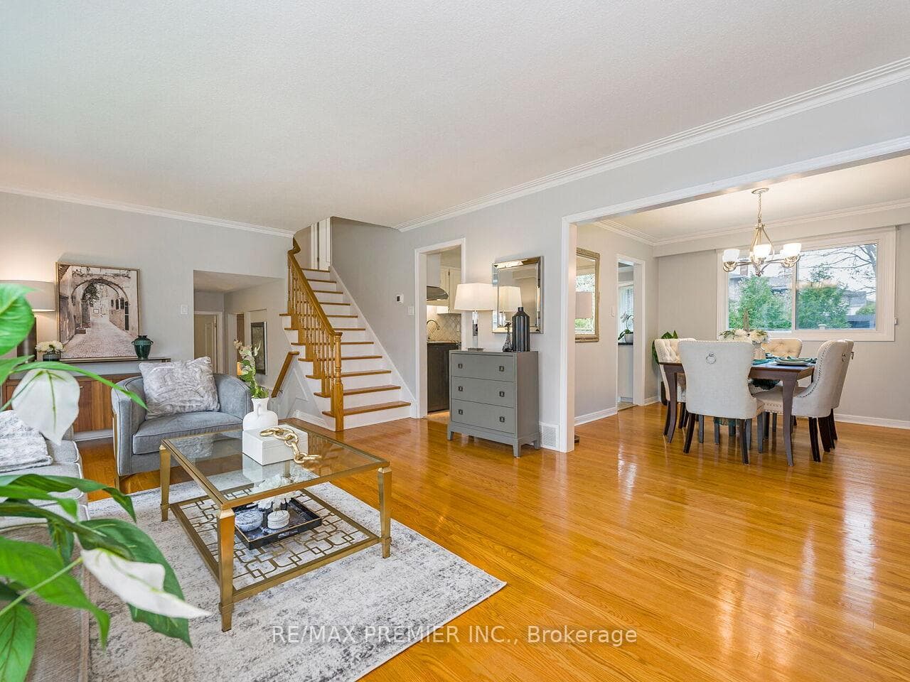 225 Juniper Avenue photo 10
