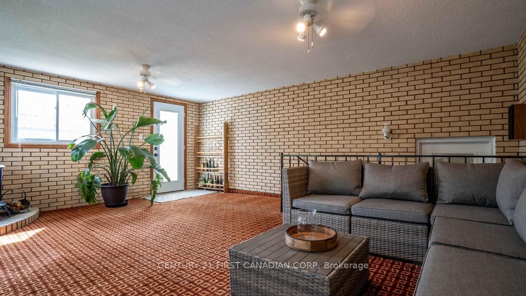 7 Brennan Drive photo 25