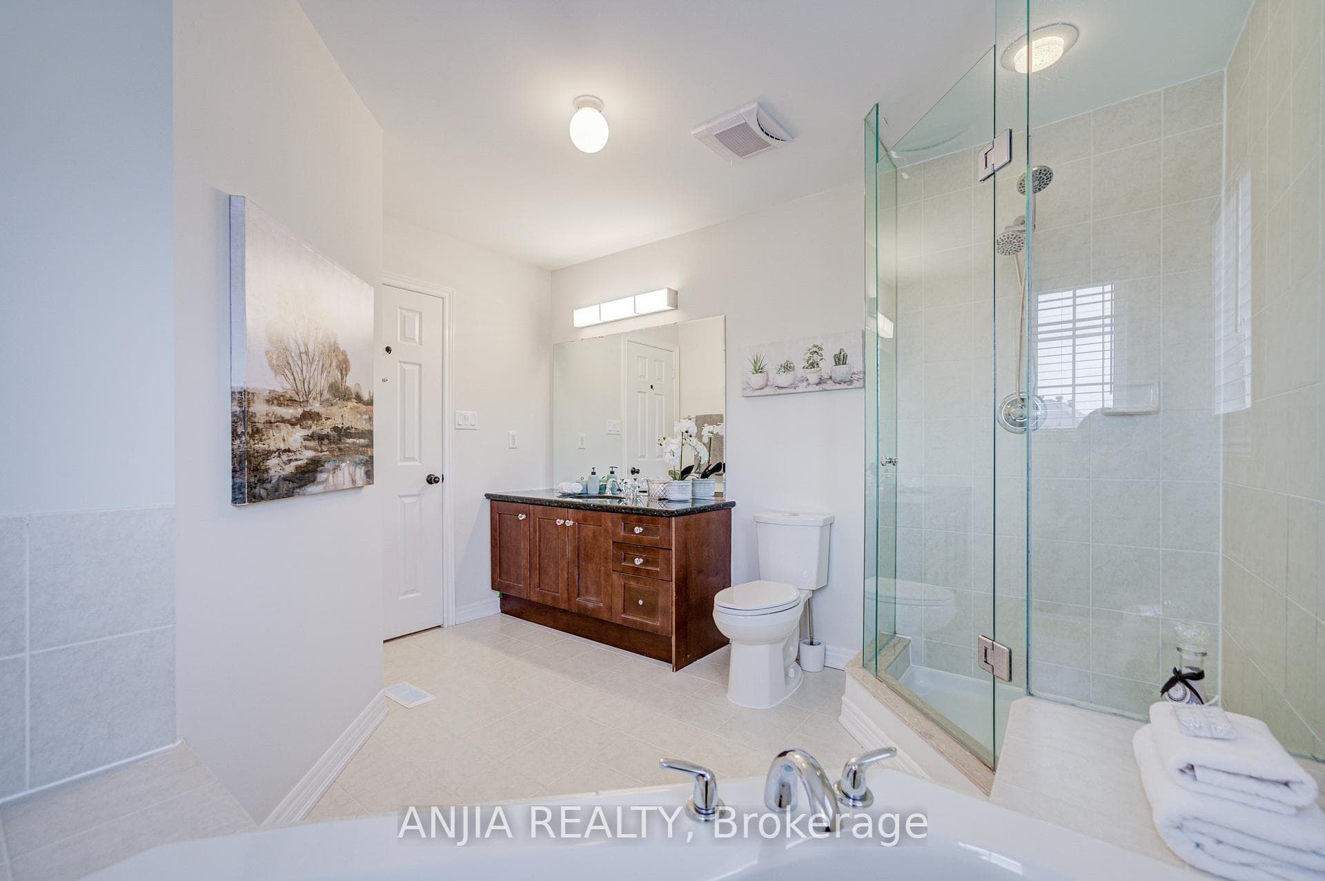 13 Maryterance Court photo 29