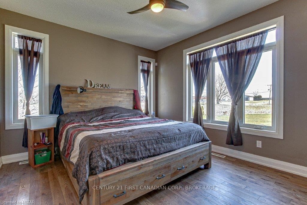 34366 DENFIELD Road photo 12