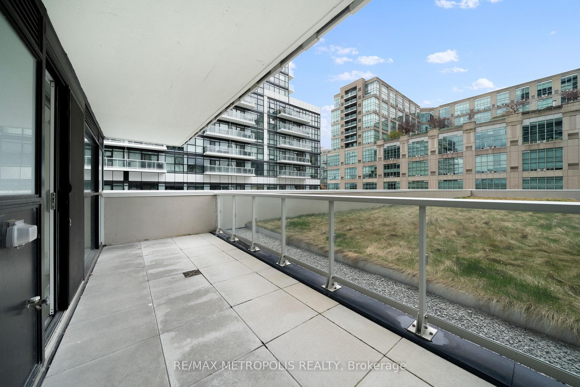 251 Manitoba Street Unit 342 photo 9