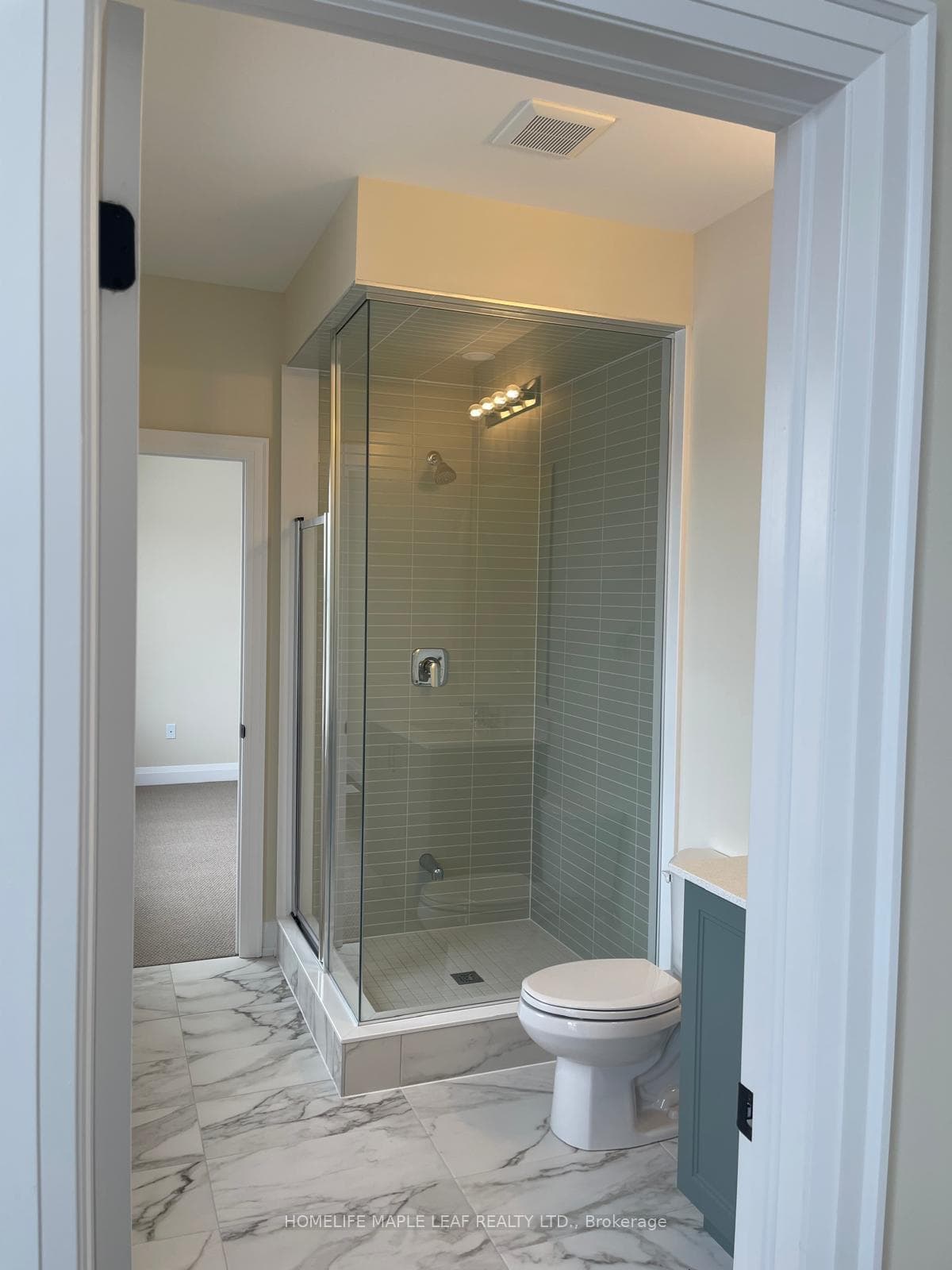 28 Pearsall Place photo 19
