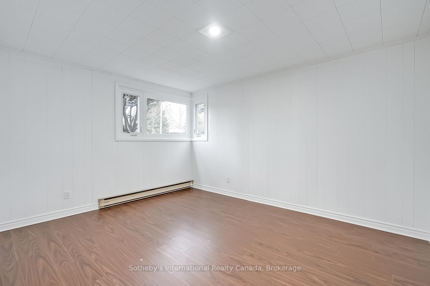 272 Pinehurst Drive photo 19
