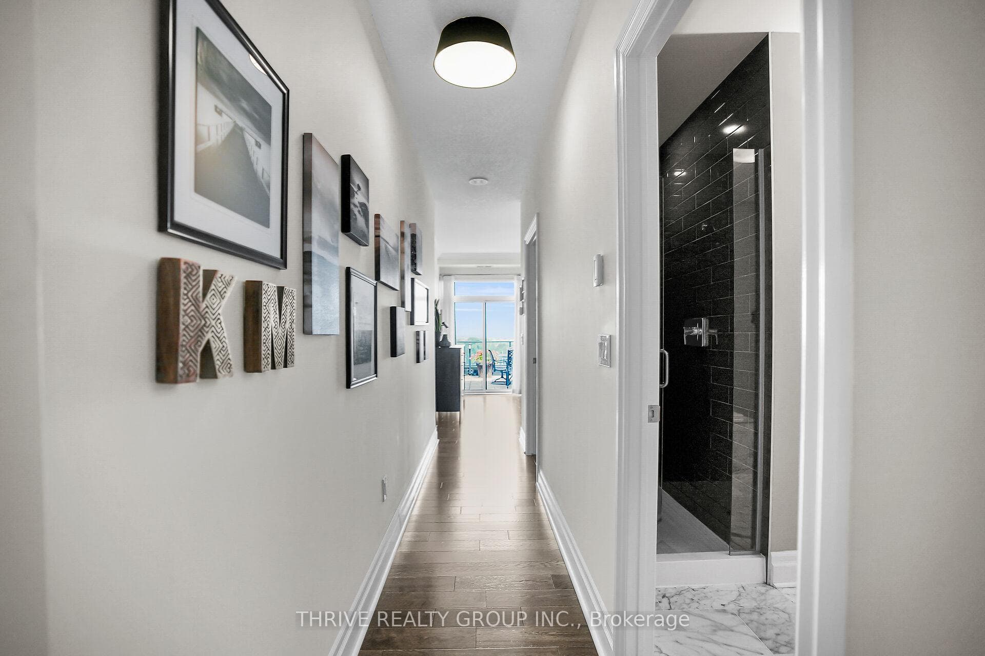240 Villagewalk Boulevard Unit 1301 photo 5