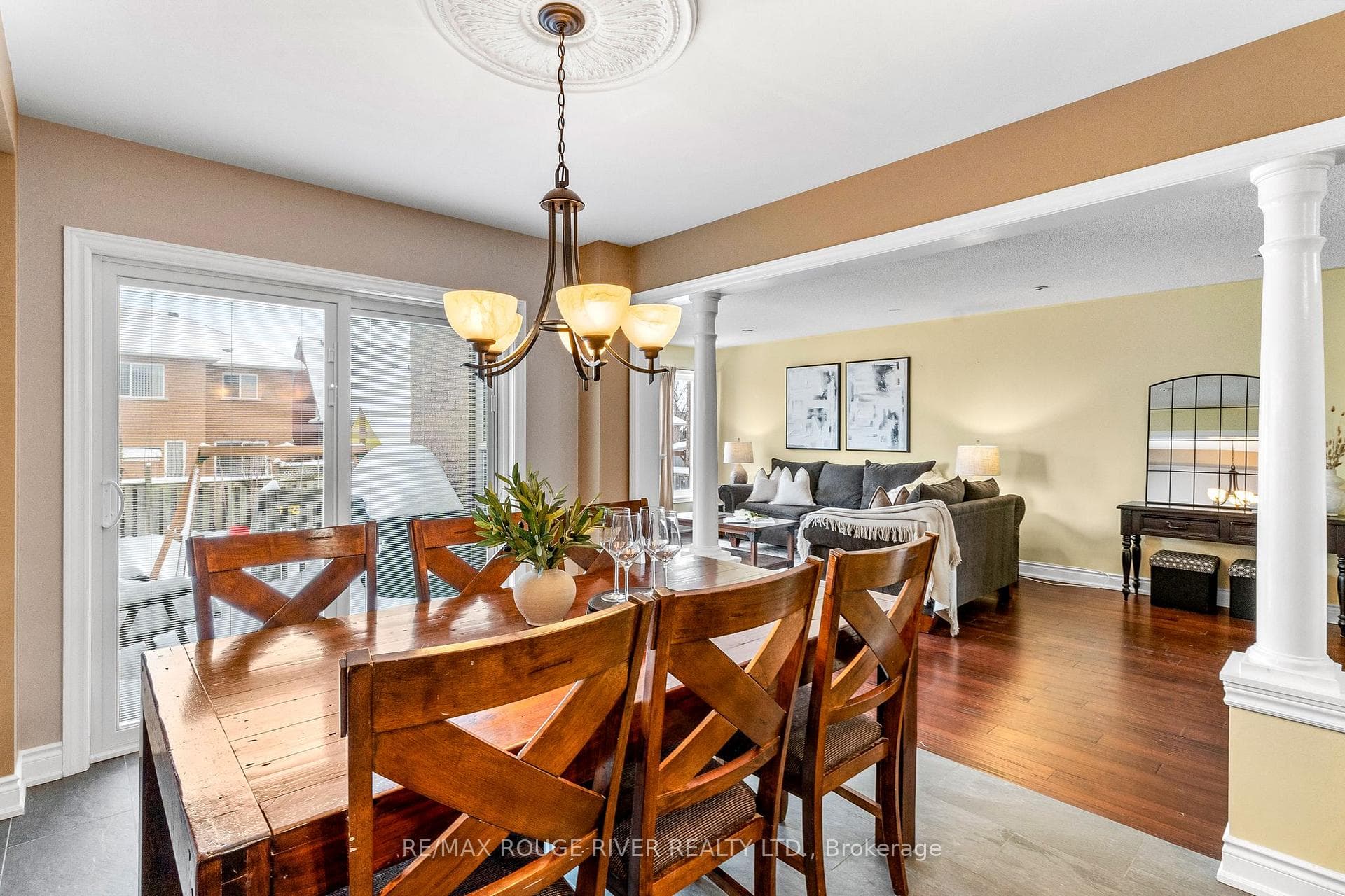 108 Gateway Court photo 14