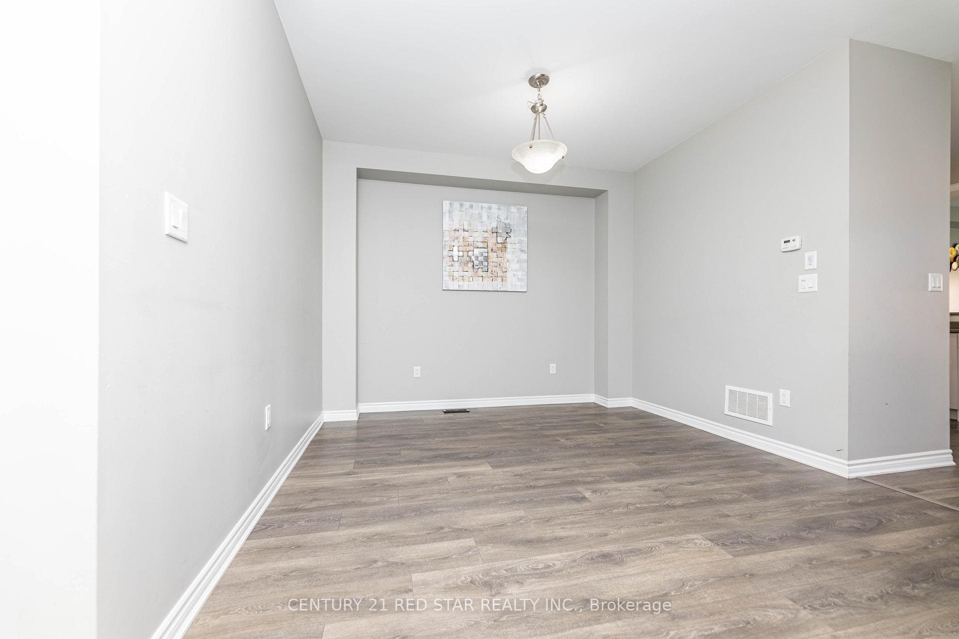 41 Phyllis Drive photo 6