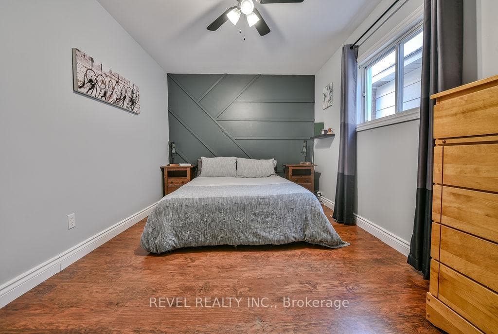 324 Birch Street photo 17