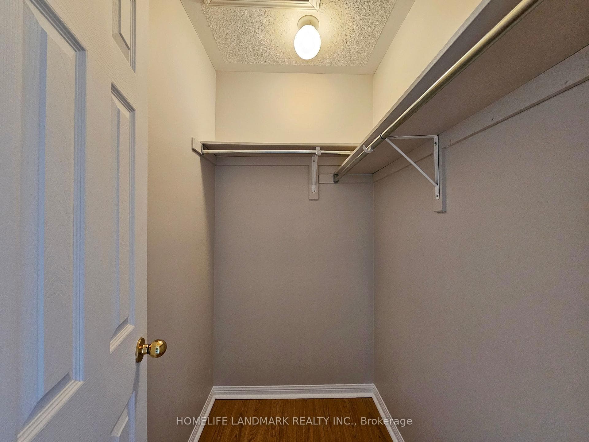 1310 Galesway Boulevard photo 22