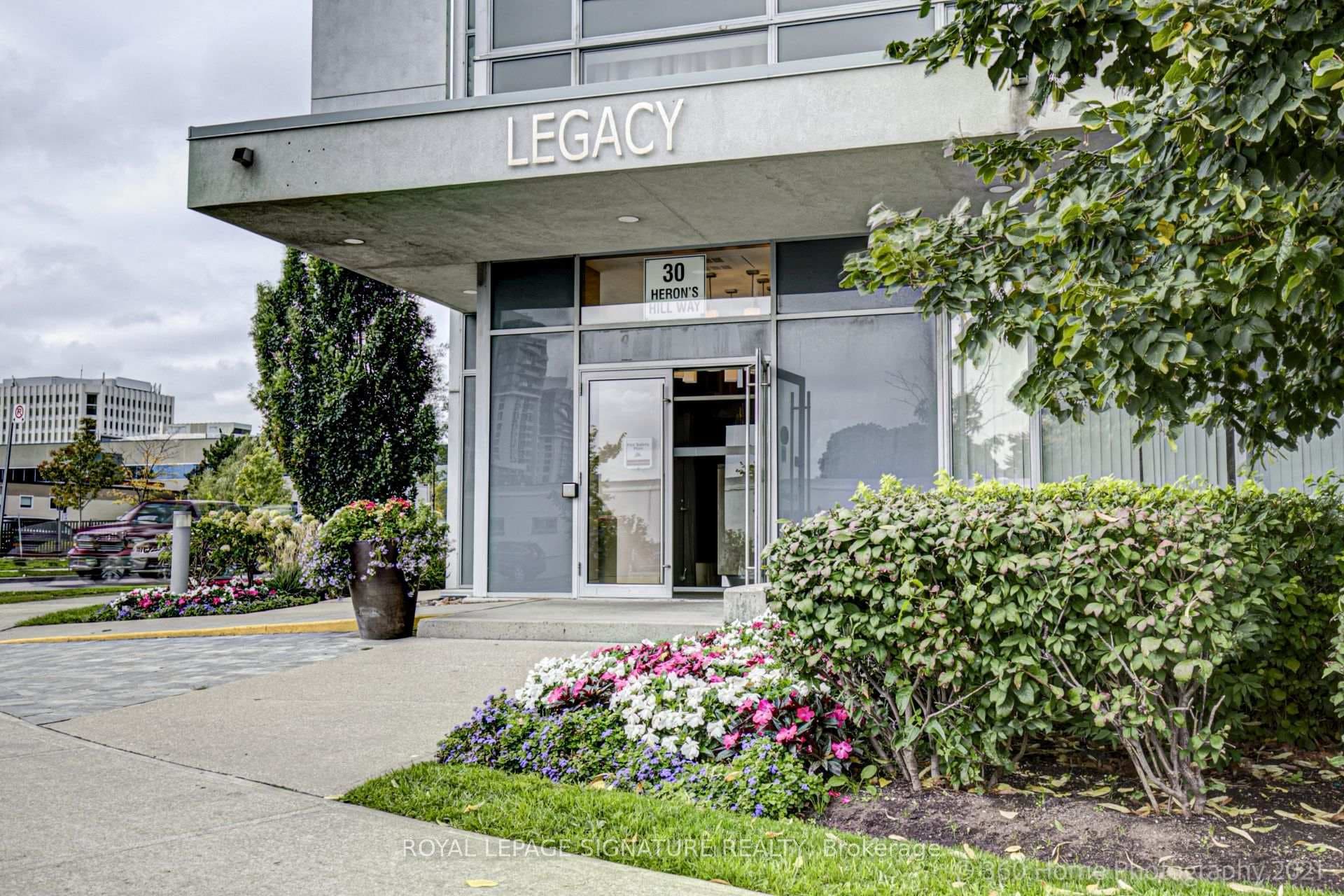 30 Herons Hill Way Unit 804 photo 1