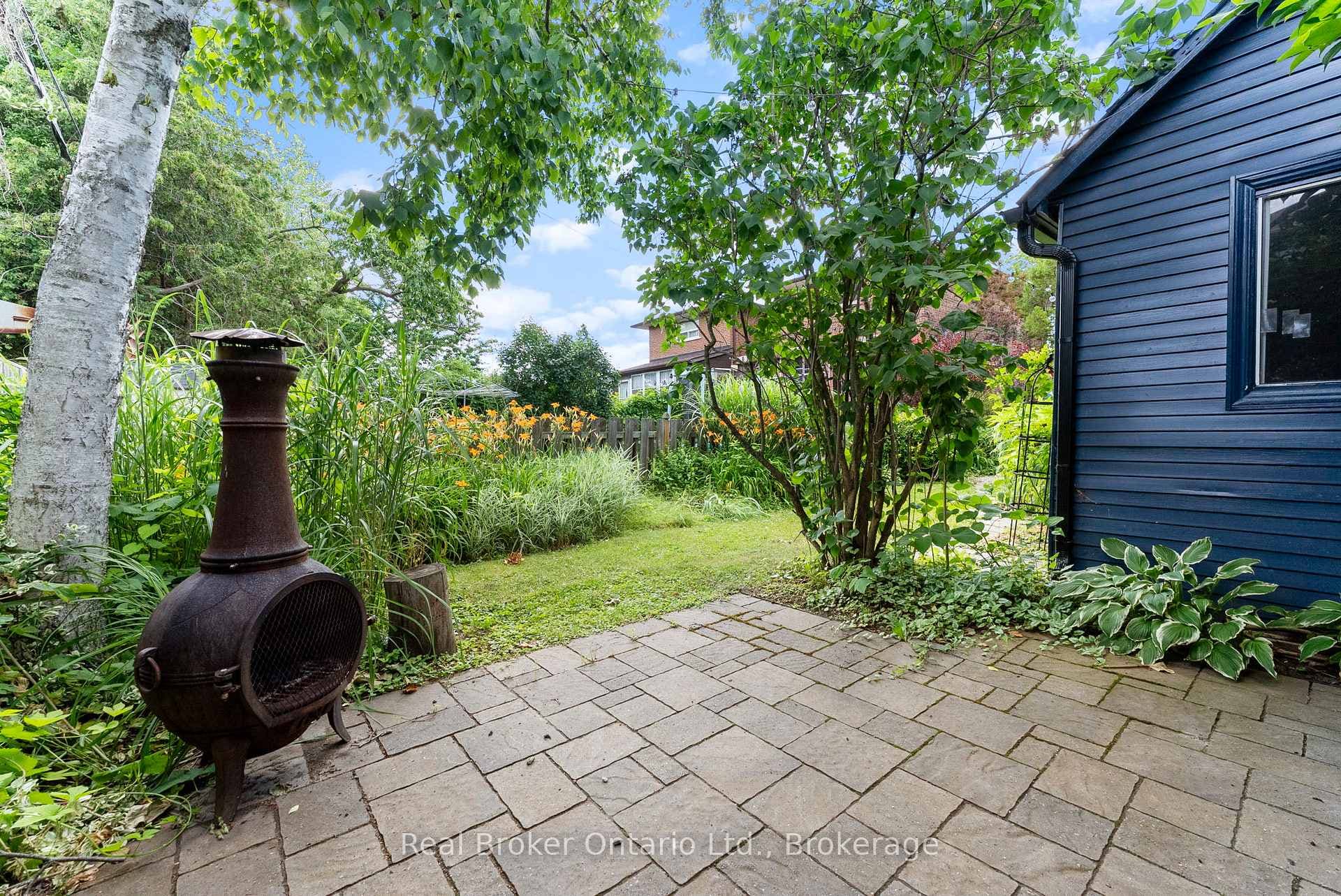 116 Symons Street photo 30