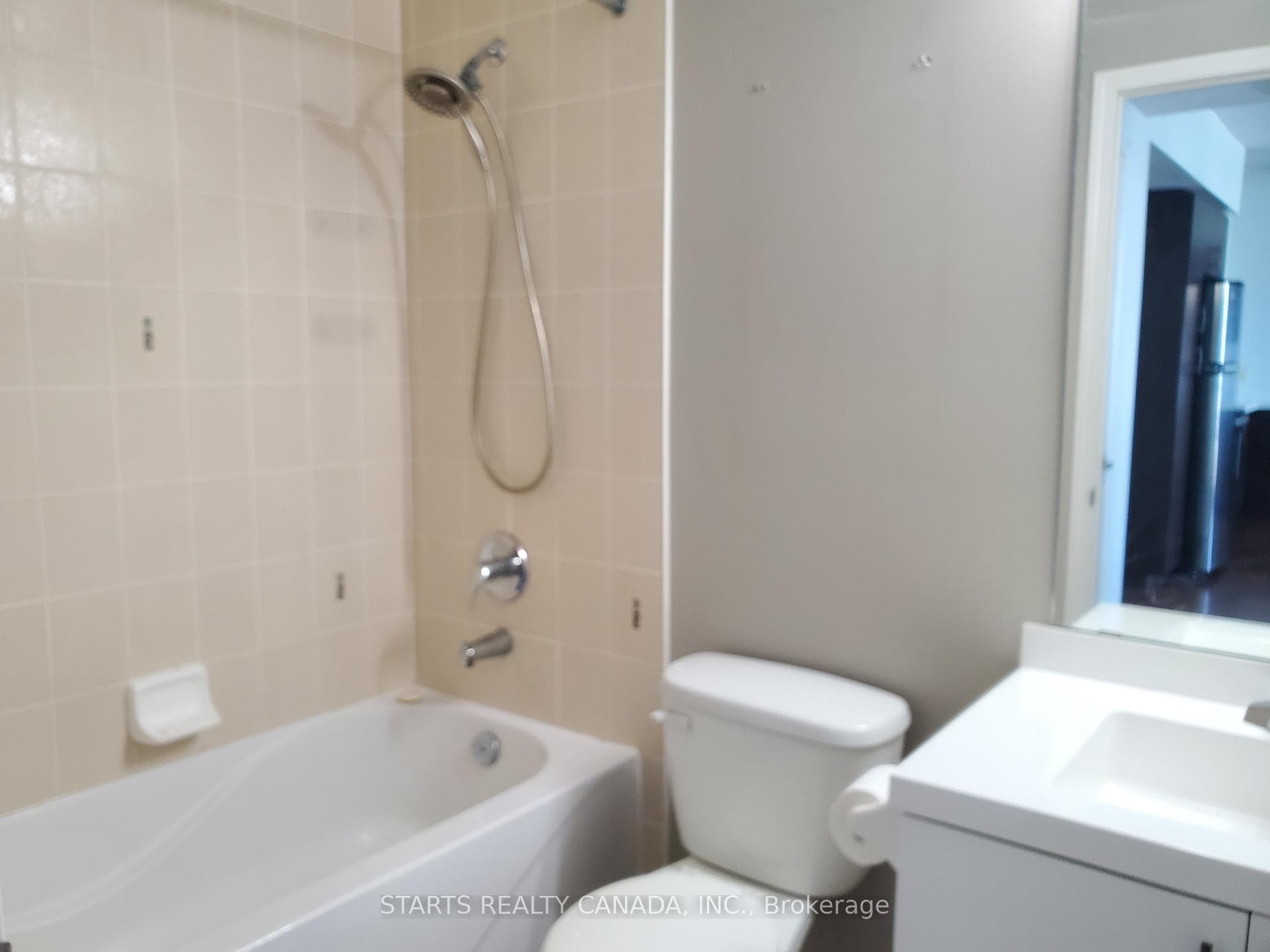 2240 Lake Shore Boulevard Unit 1505 photo 6