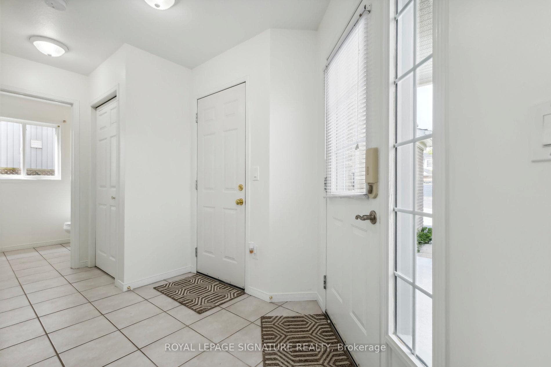 11 Lardner Street photo 31