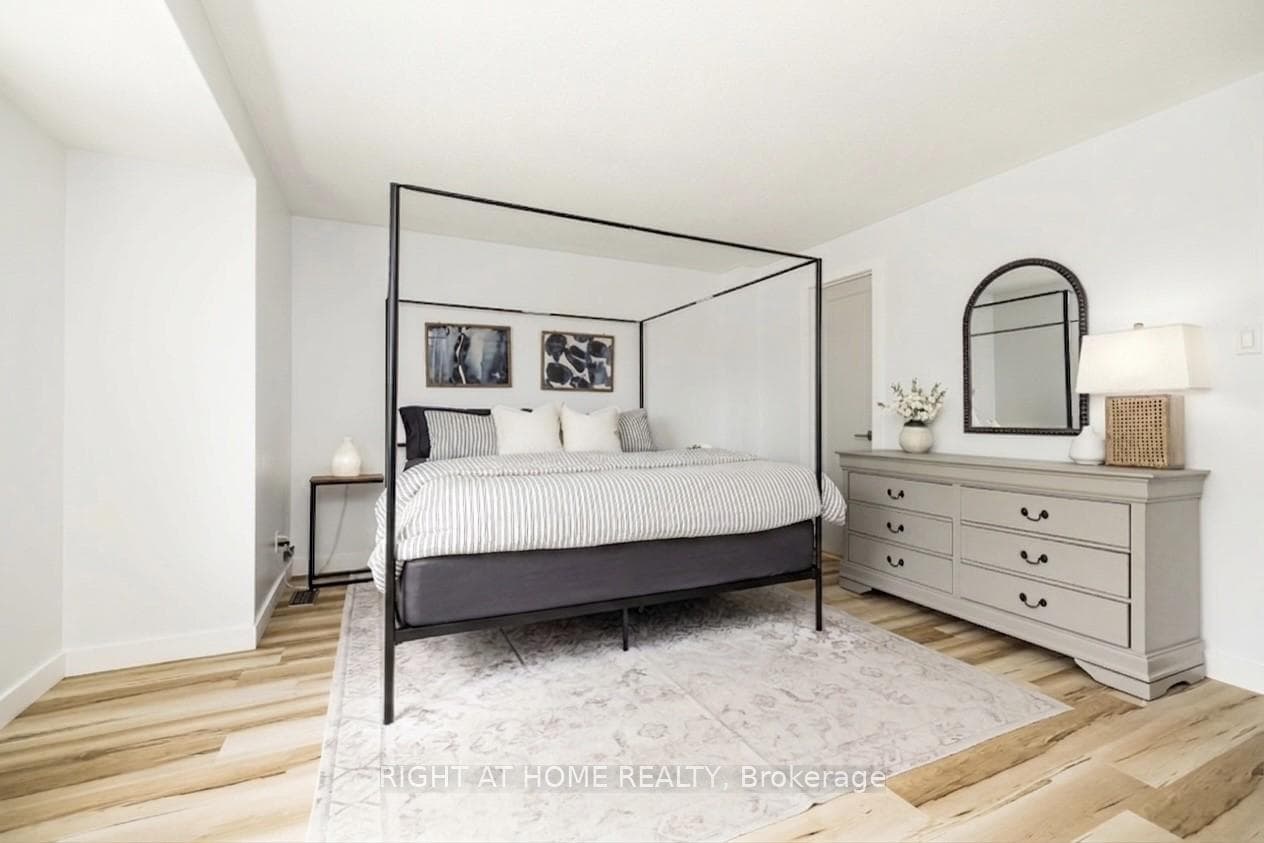 30 Berkshire Way photo 21