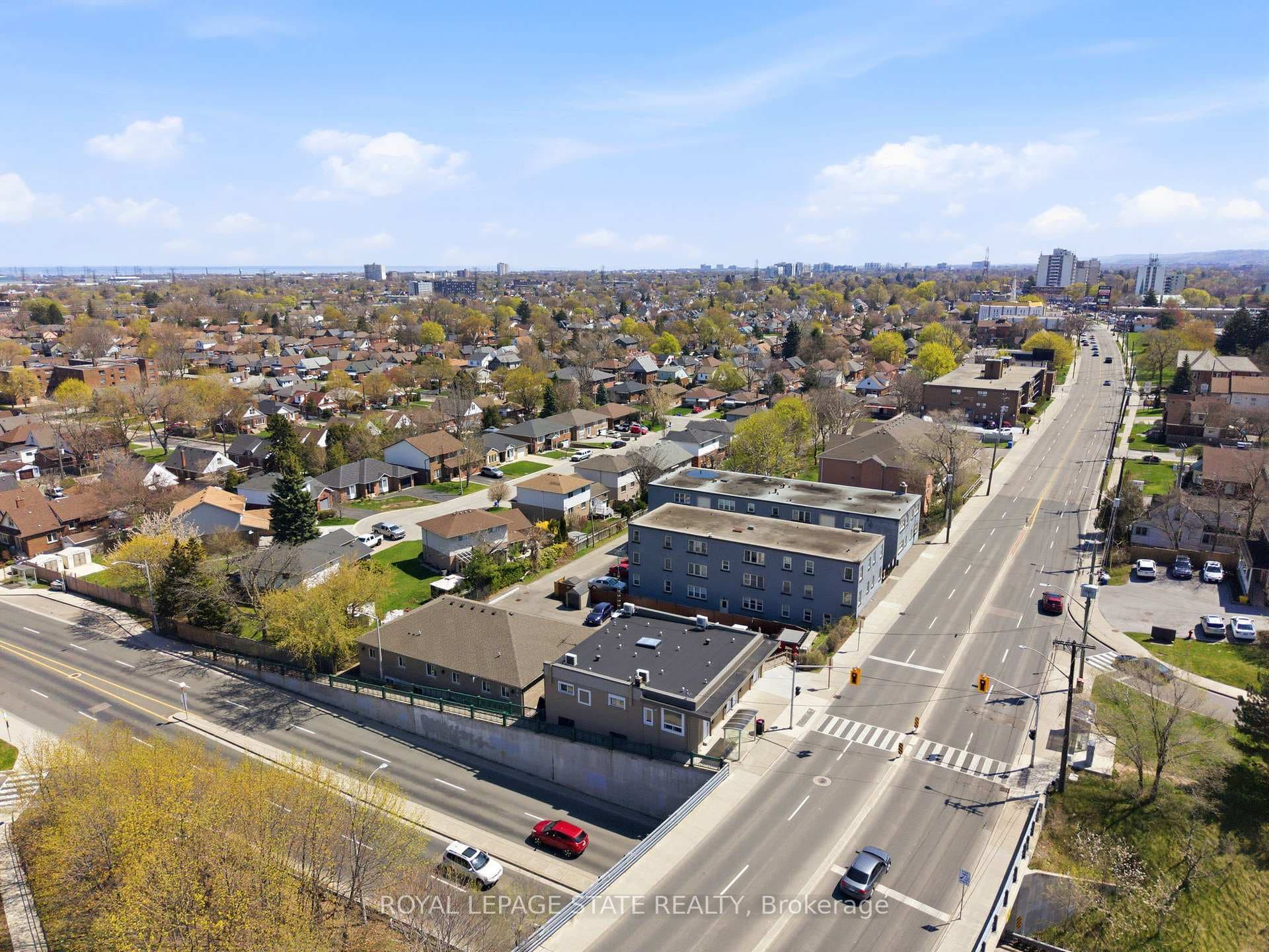 1745 King Street photo 4