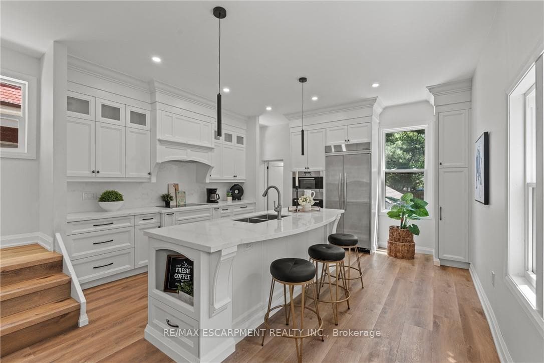 192 VICTORIA Avenue photo 9