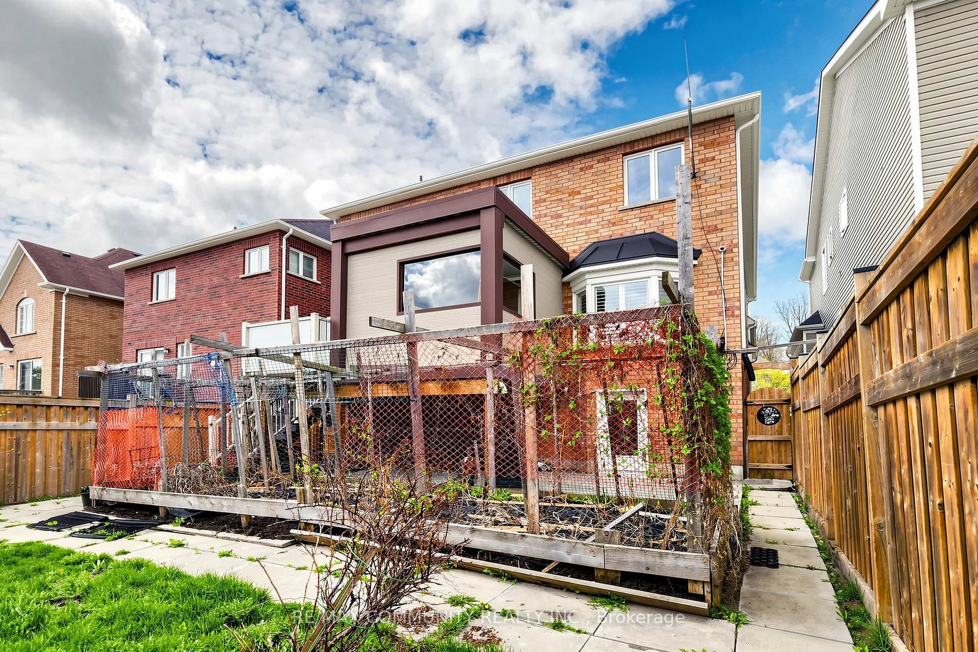 2021 Kurelo Drive photo 42