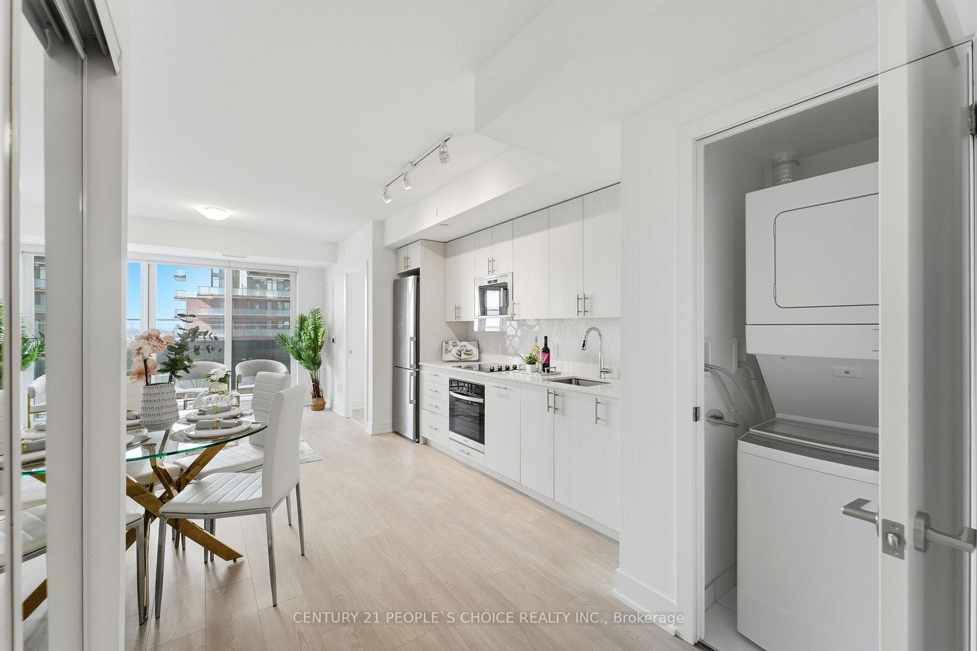 2545 Simcoe Street Unit 515 photo 23