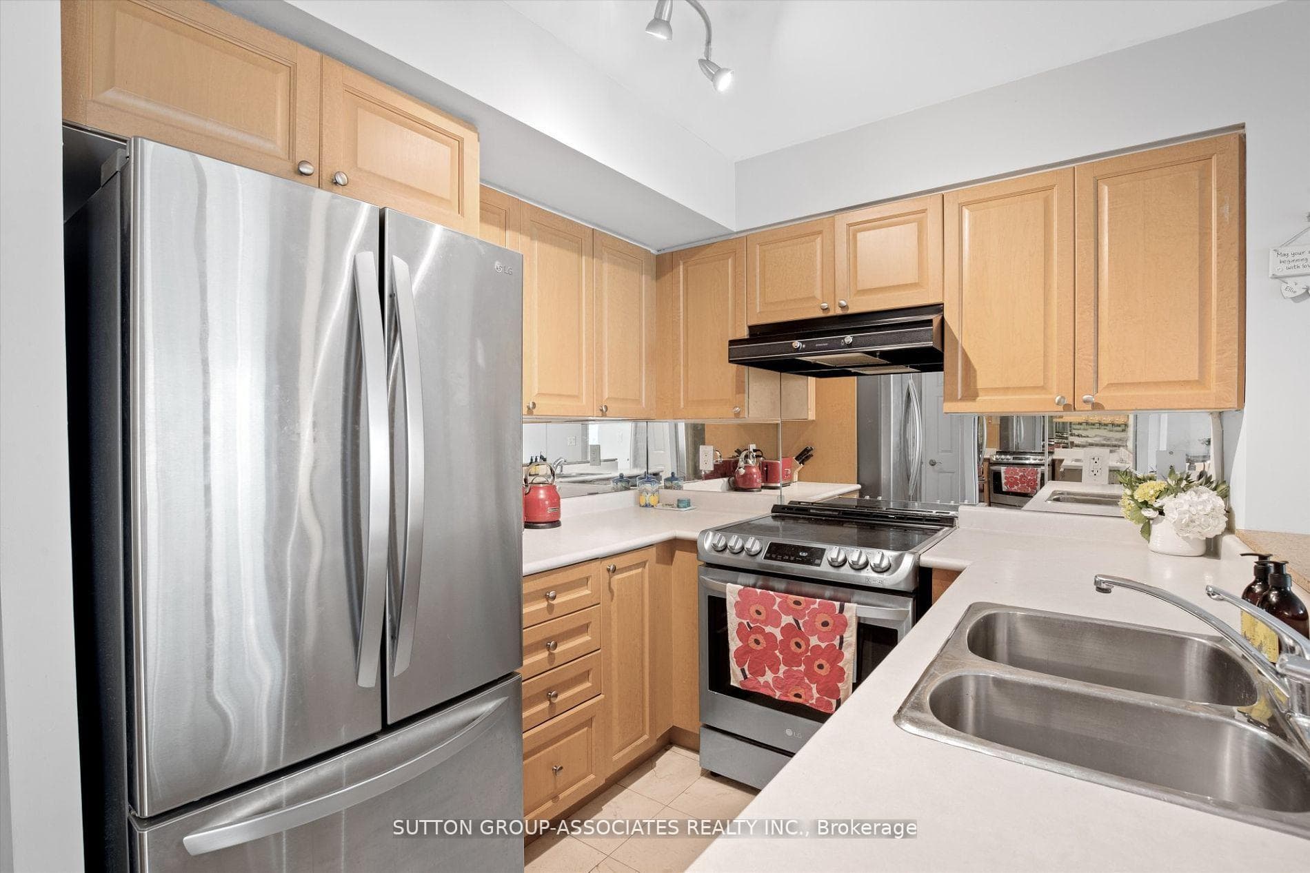 230 King Street Unit 1413 photo 7