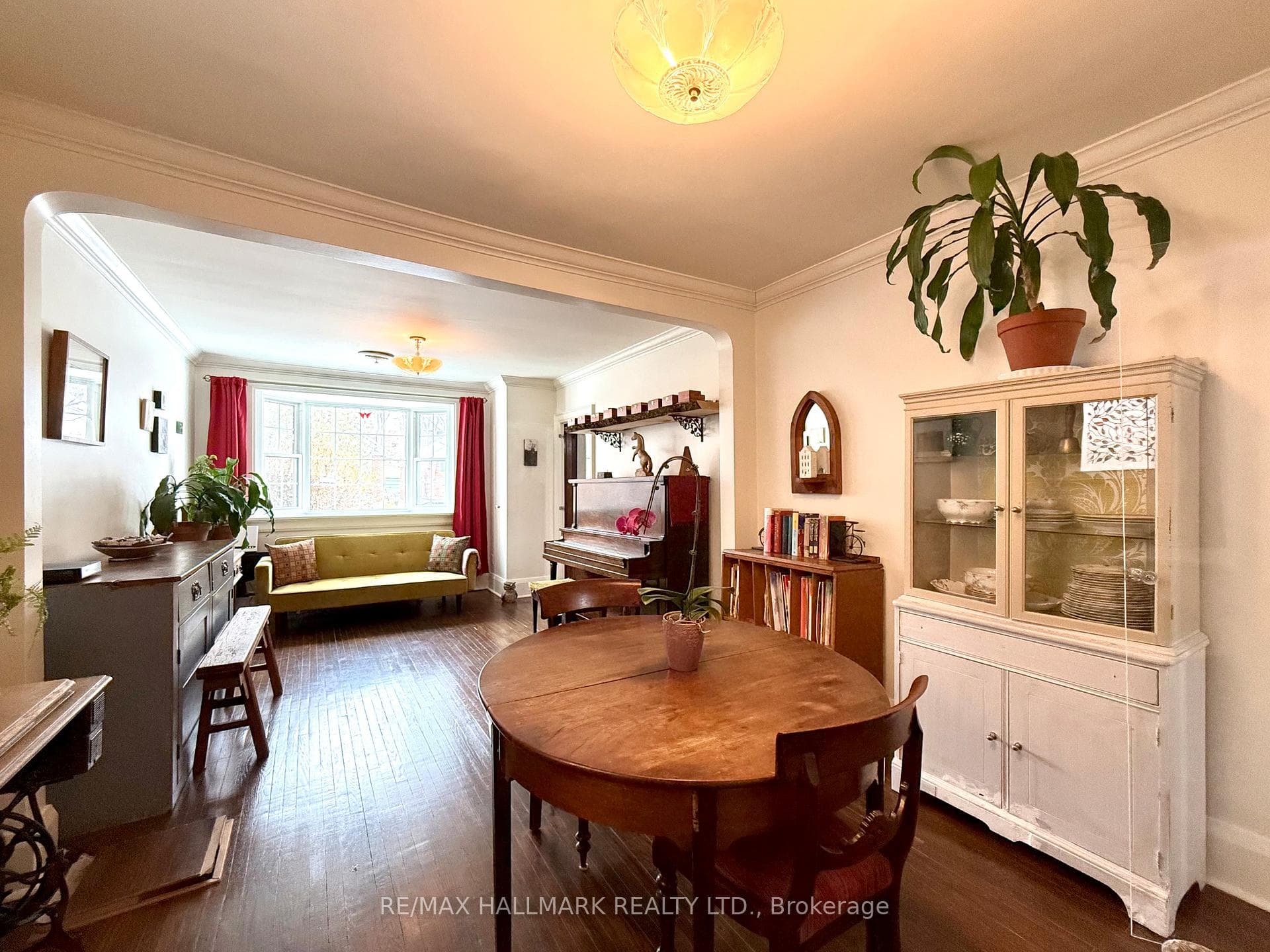 41 Richard Avenue photo 8
